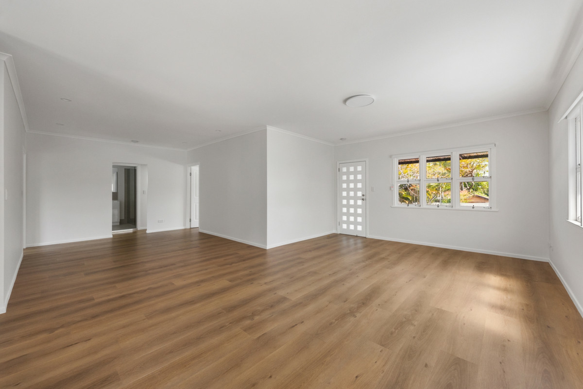 30 Lind Avenue — photo 5 of 16
