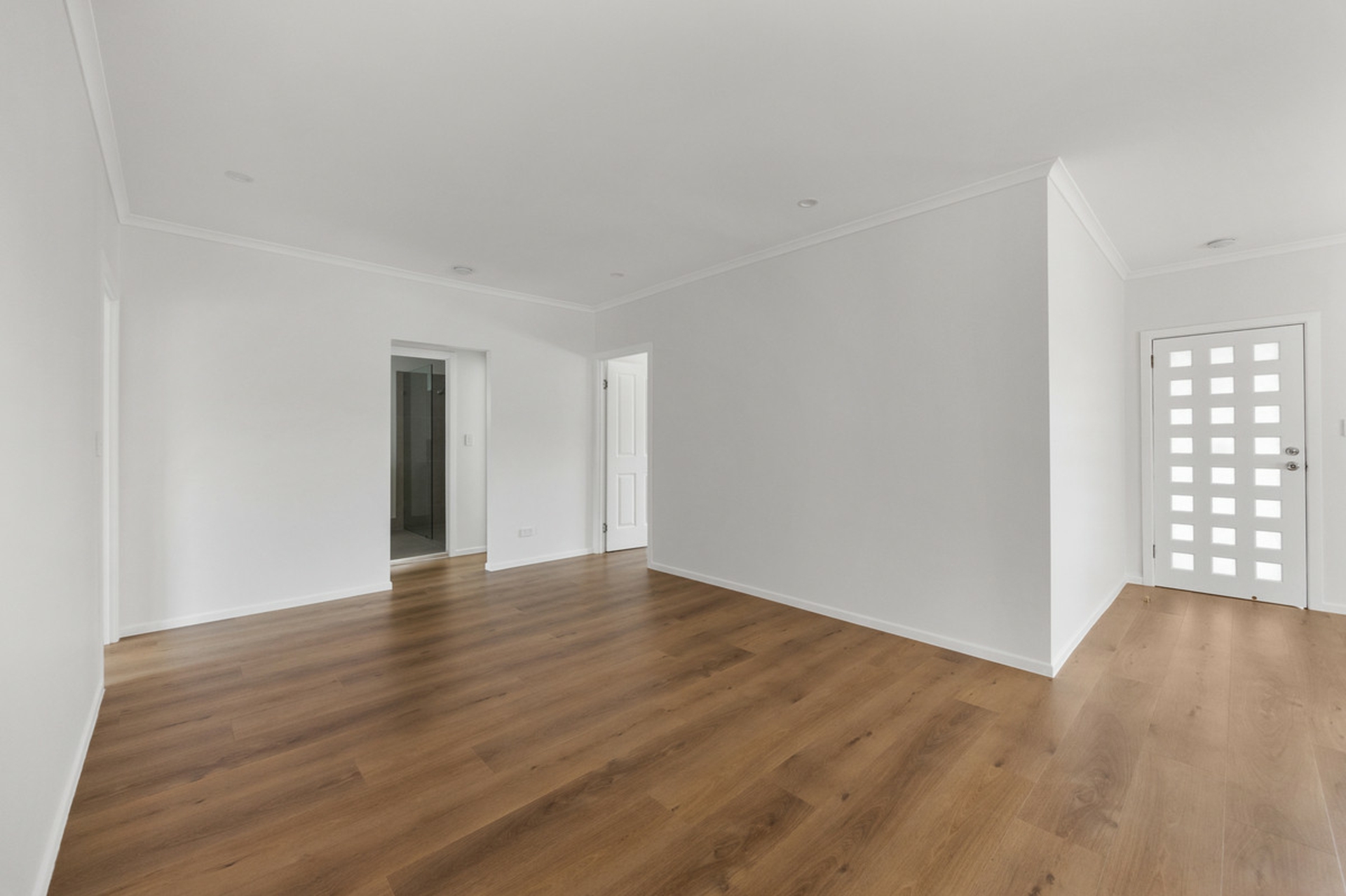 30 Lind Avenue — photo 6 of 16