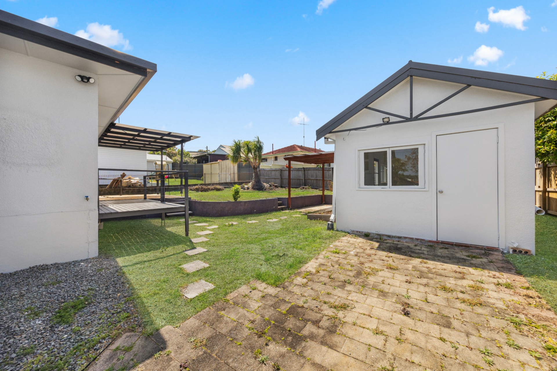 30 Lind Avenue — photo 15 of 16
