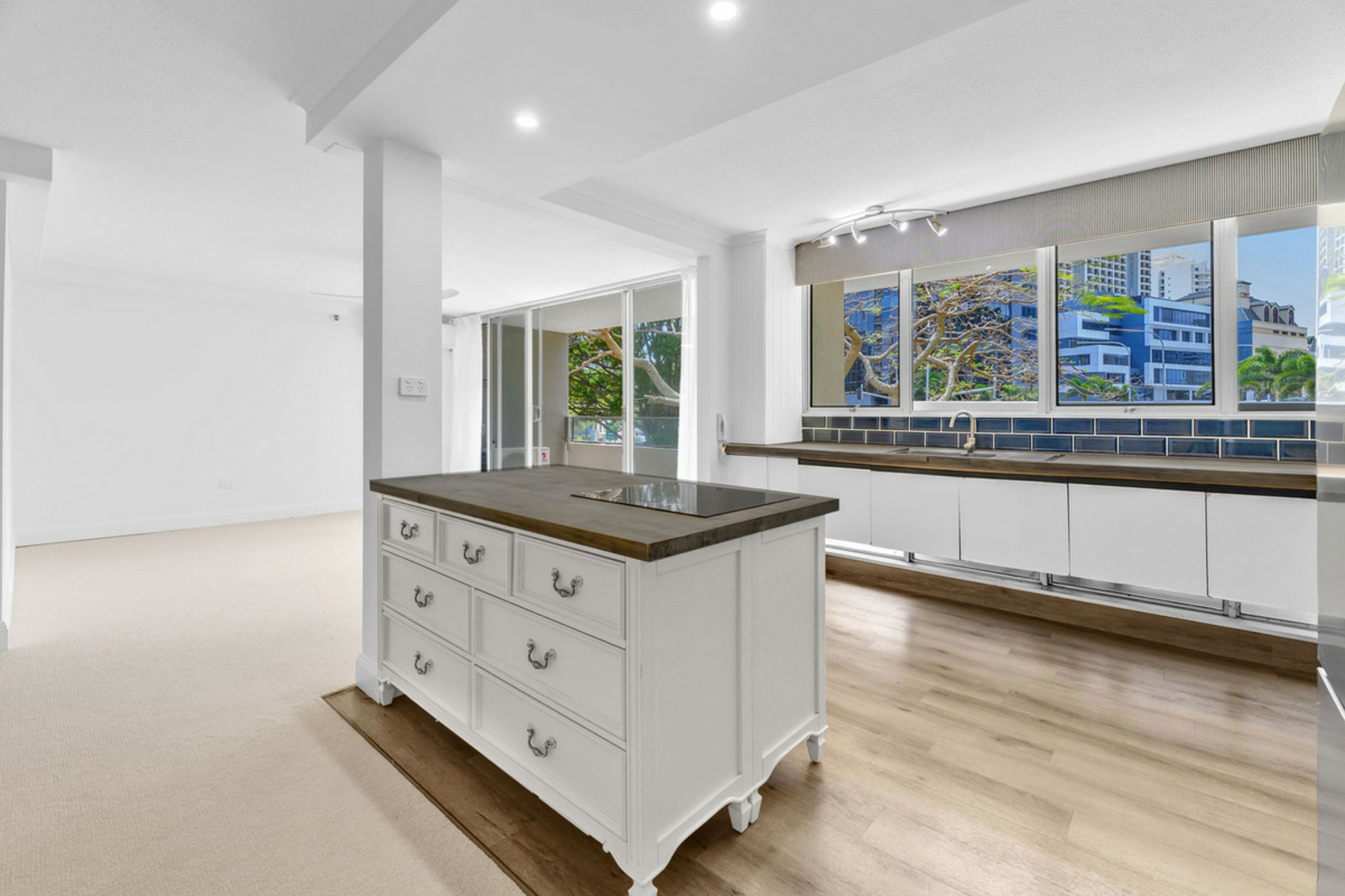 3/40 Ferny Avenue — photo 8 of 29