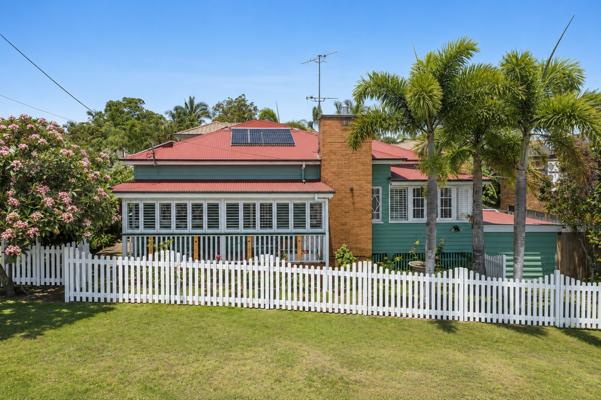 26 Shillito Street — photo from LJ Hooker Southport