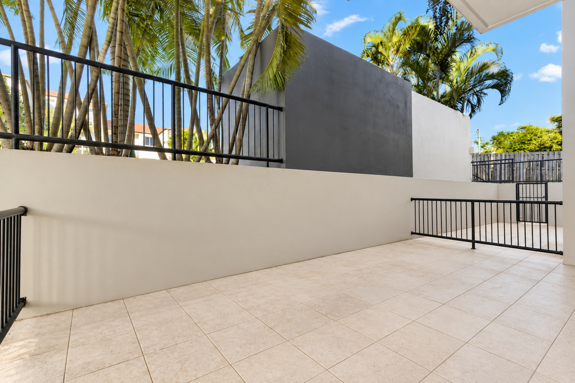2/15-17 Lloyd Street — photo 10 of 11