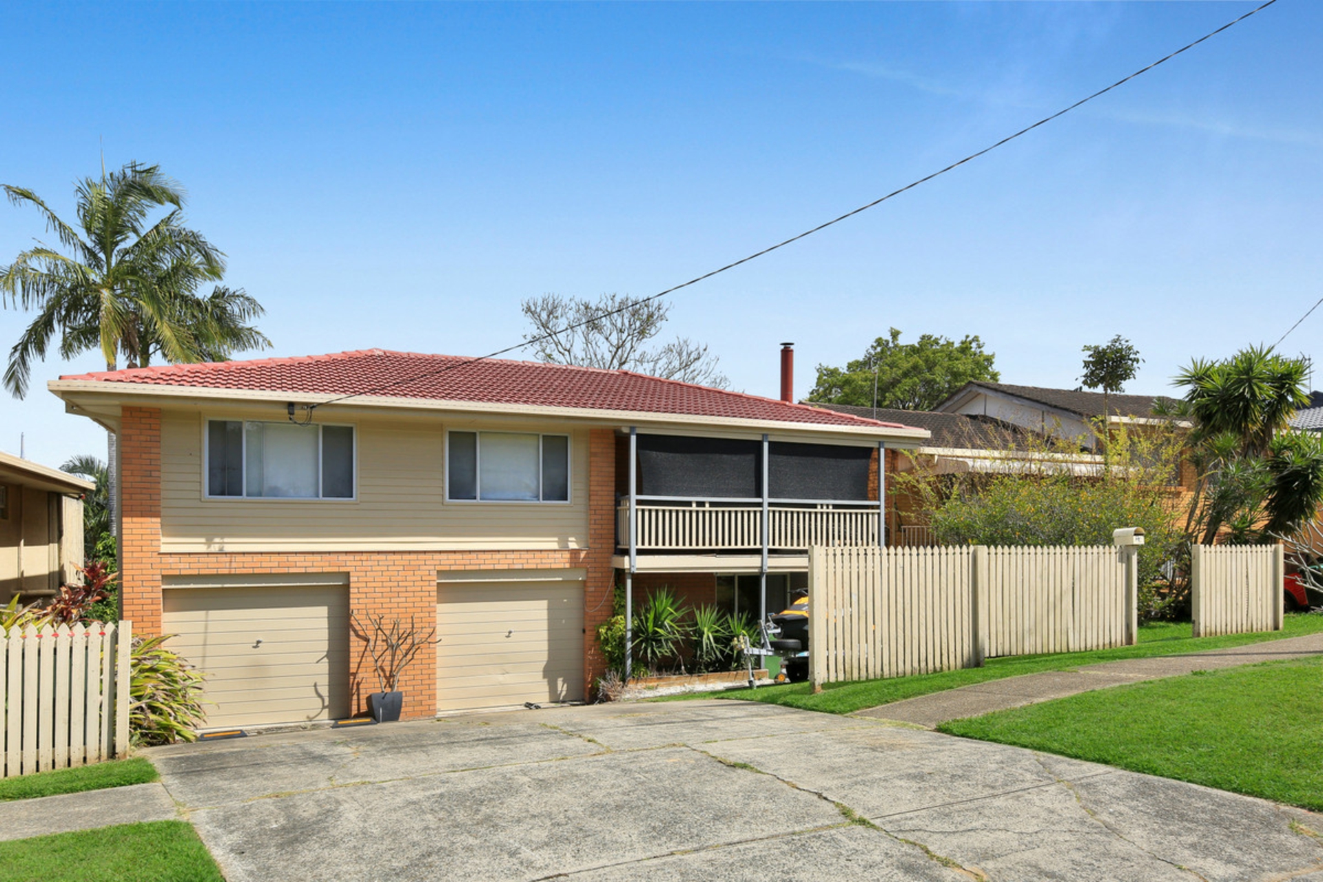 23 Eileen Avenue — photo from LJ Hooker Southport