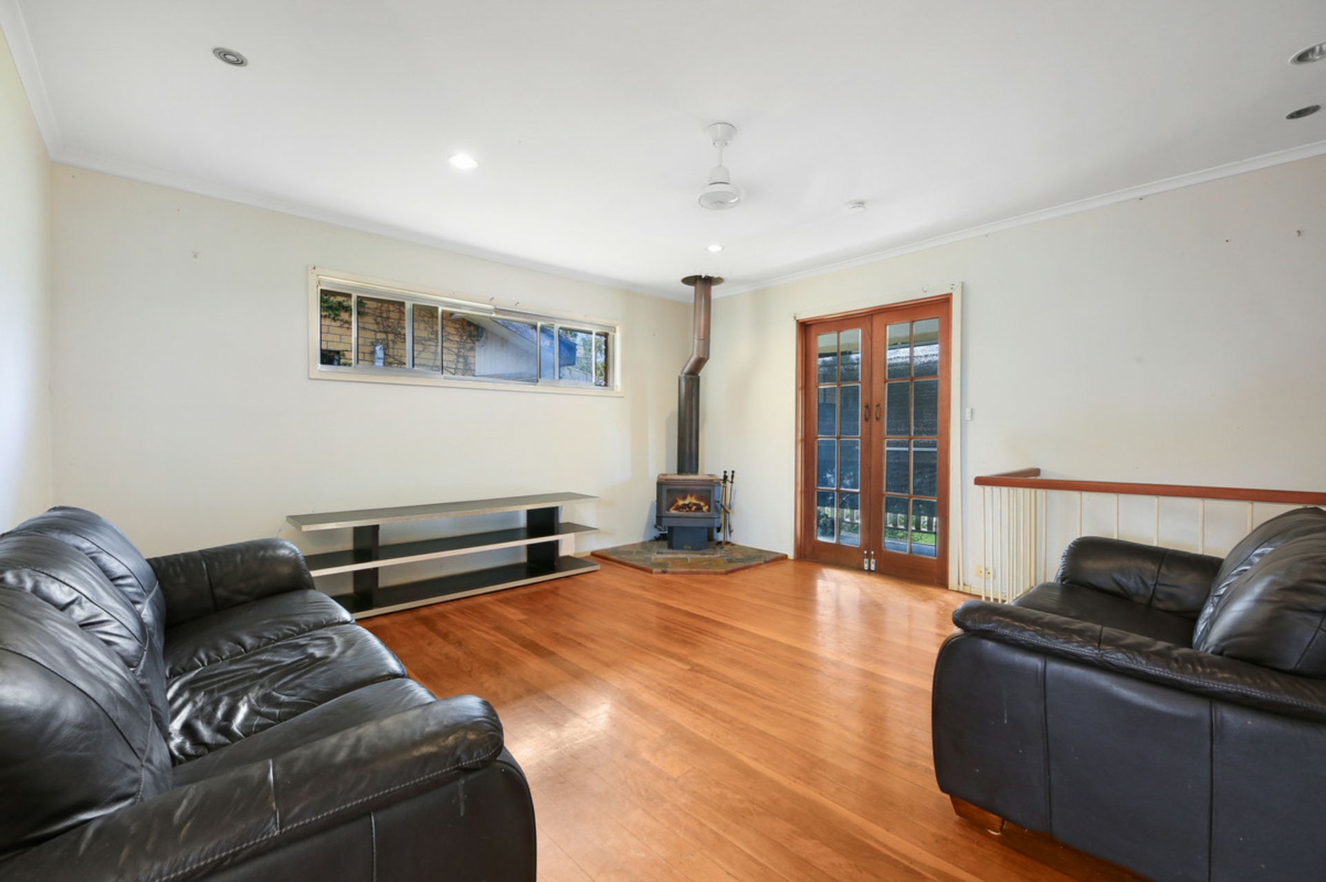 23 Eileen Avenue — photo 8 of 21