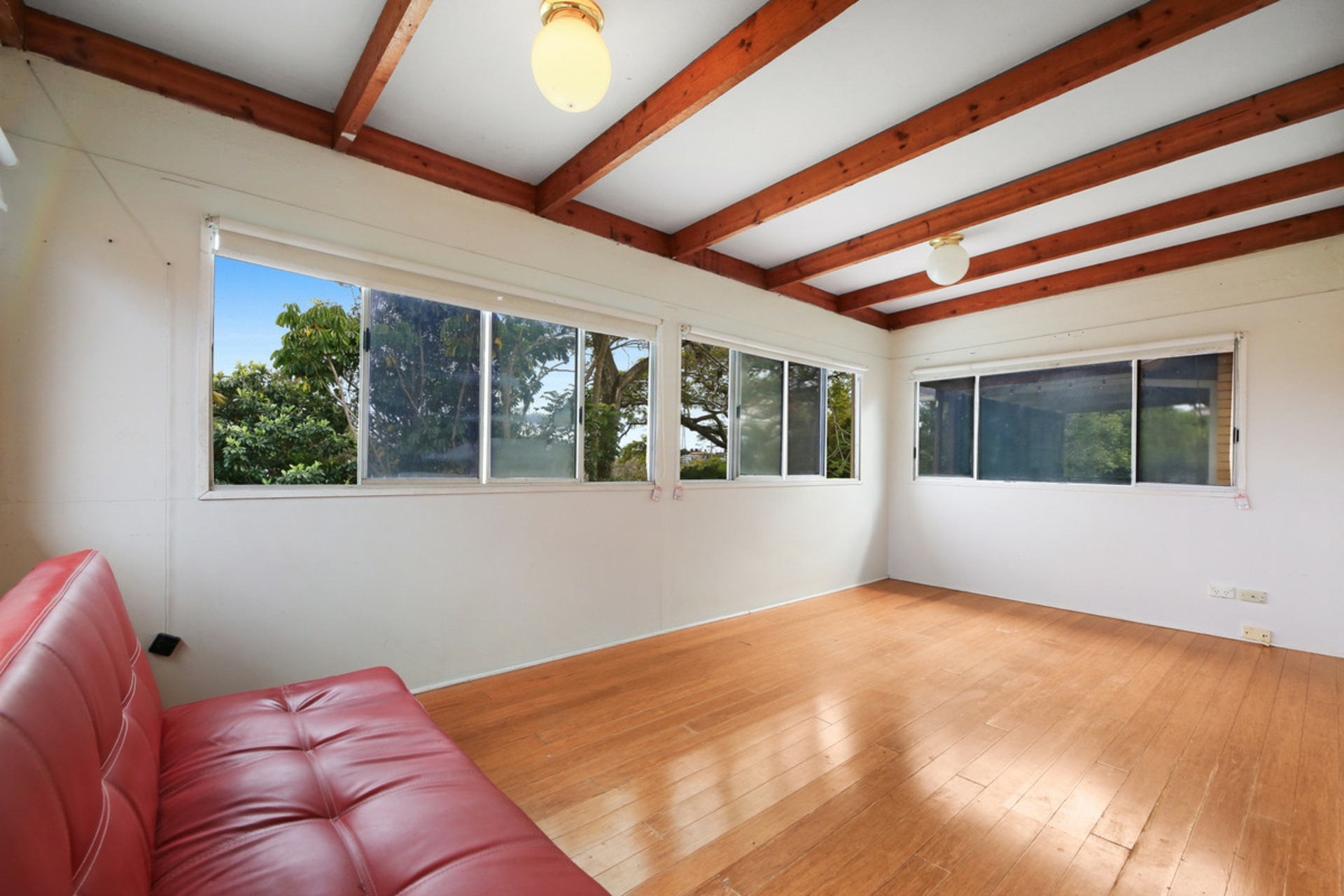 23 Eileen Avenue — photo 12 of 21