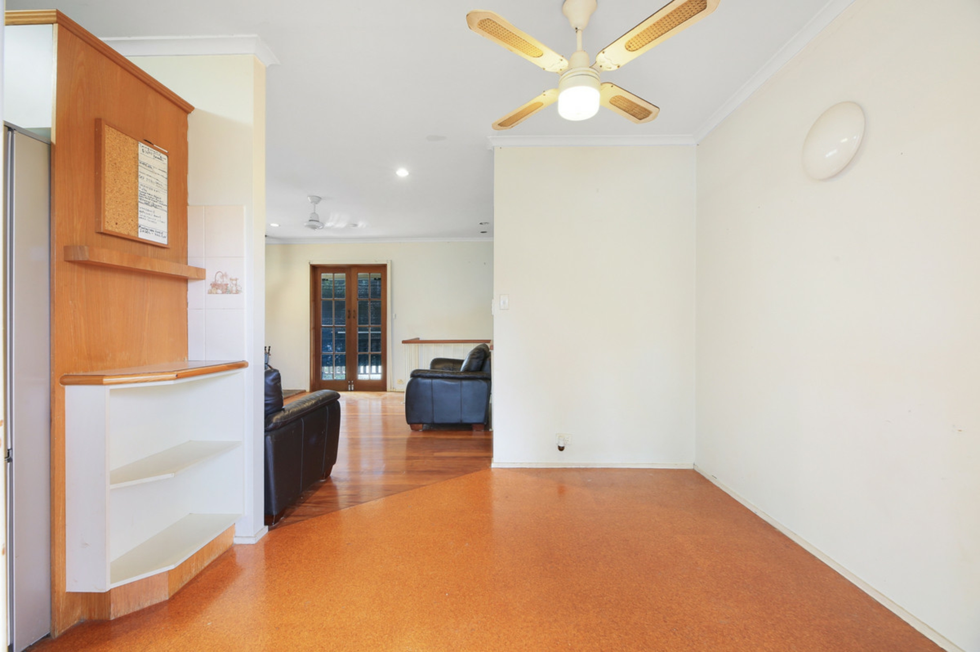 23 Eileen Avenue — photo 13 of 21