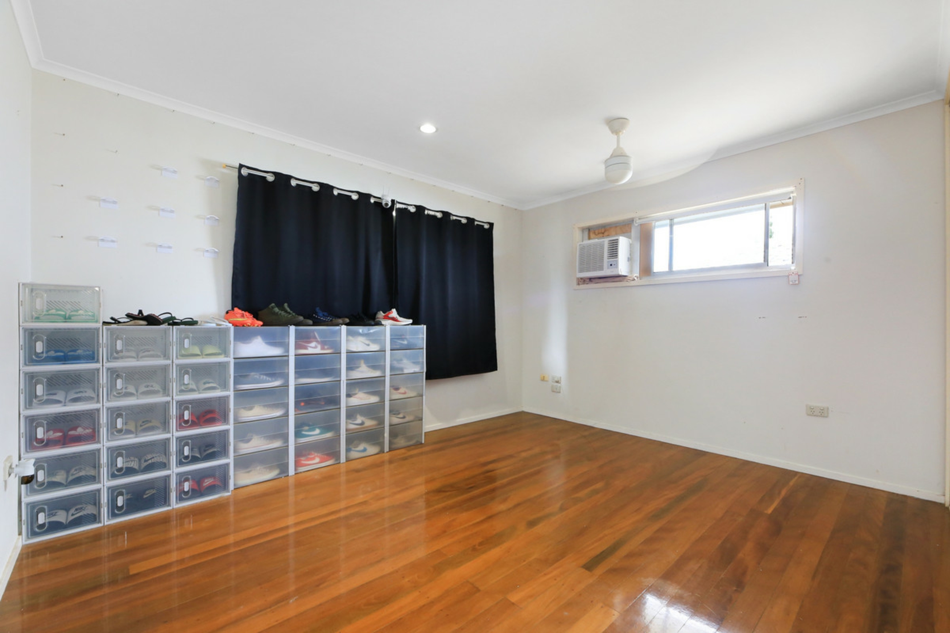 23 Eileen Avenue — photo 15 of 21