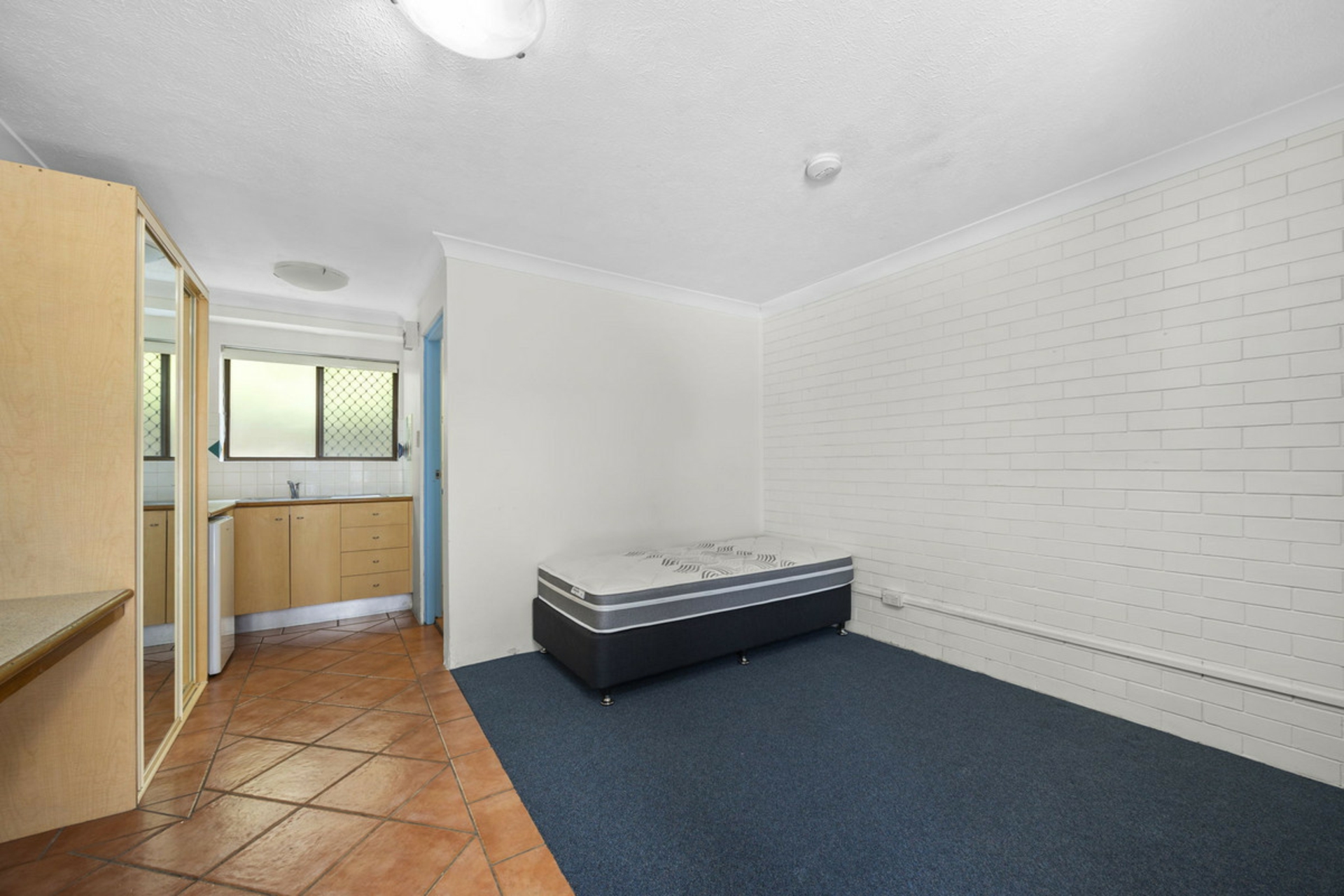 106/132 Marine Parade — photo 4 of 9