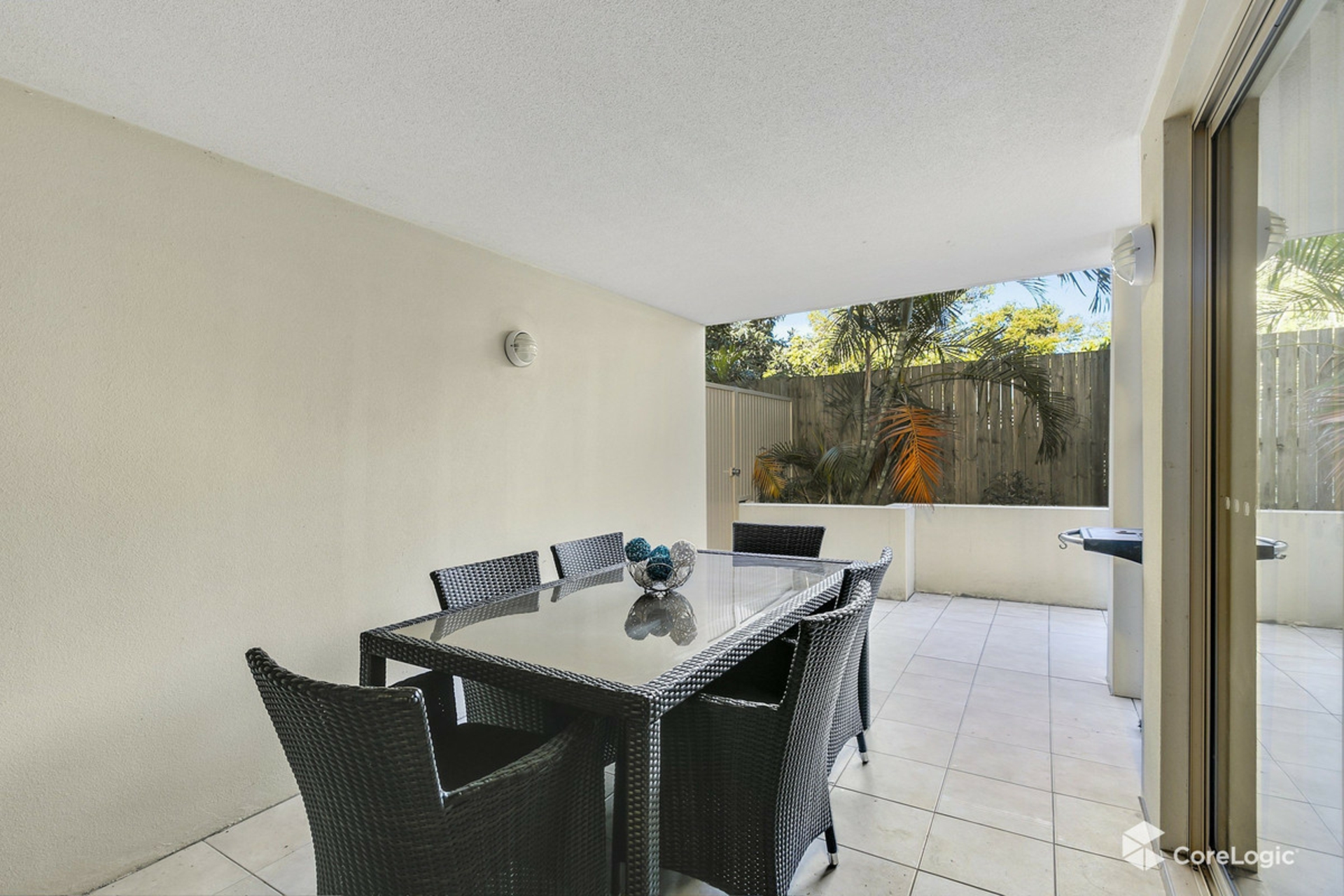 3/13D Wyndham Avenue — photo 9 of 11