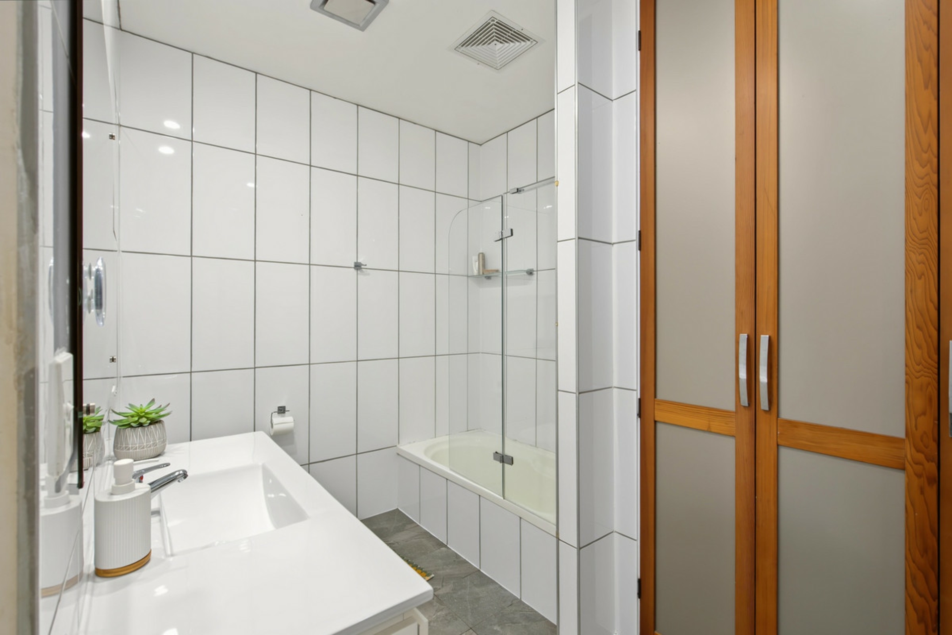 20 Gerrale Drive — photo 17 of 30