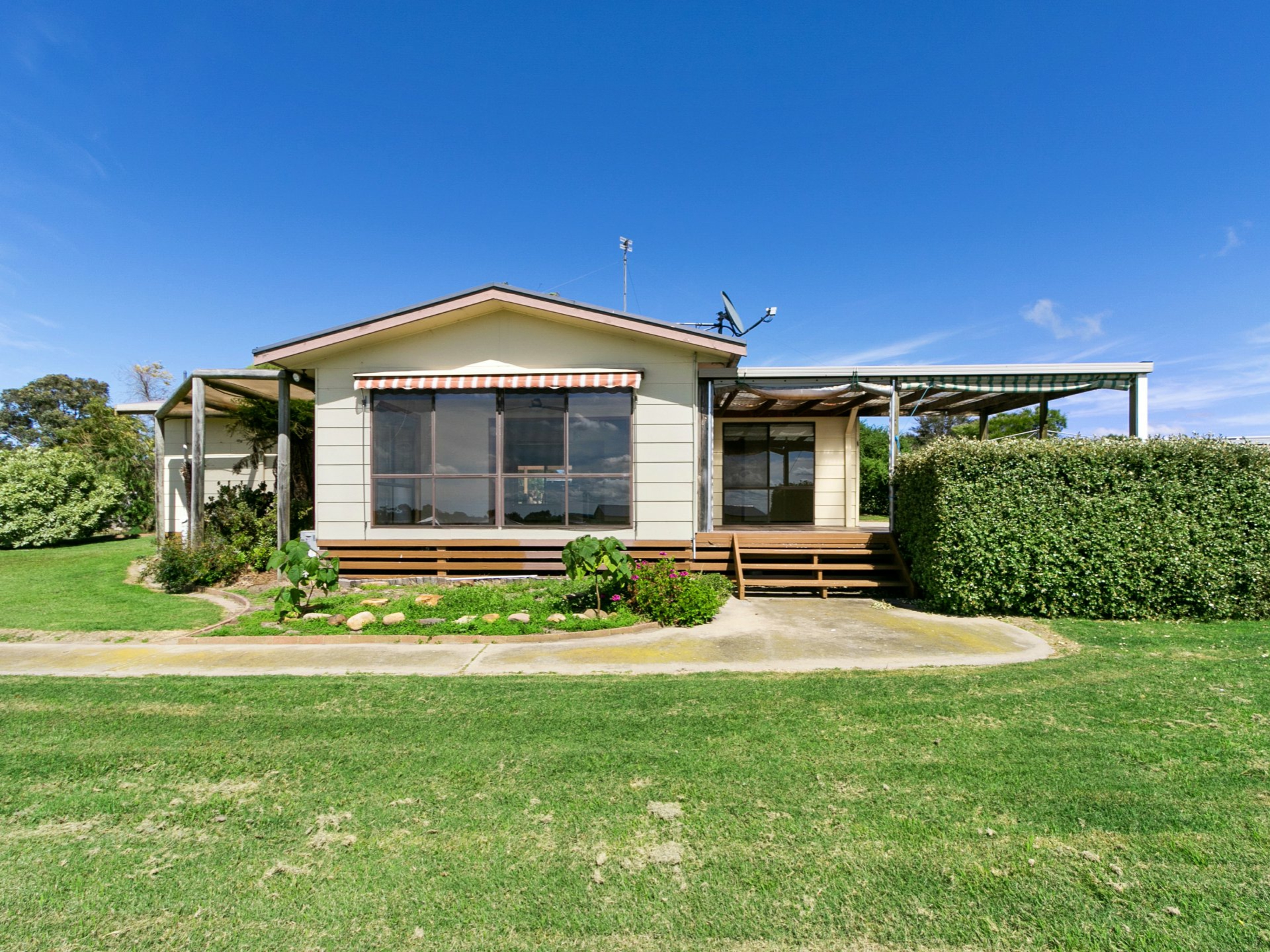 65 Ives Road, LINDENOW SOUTH