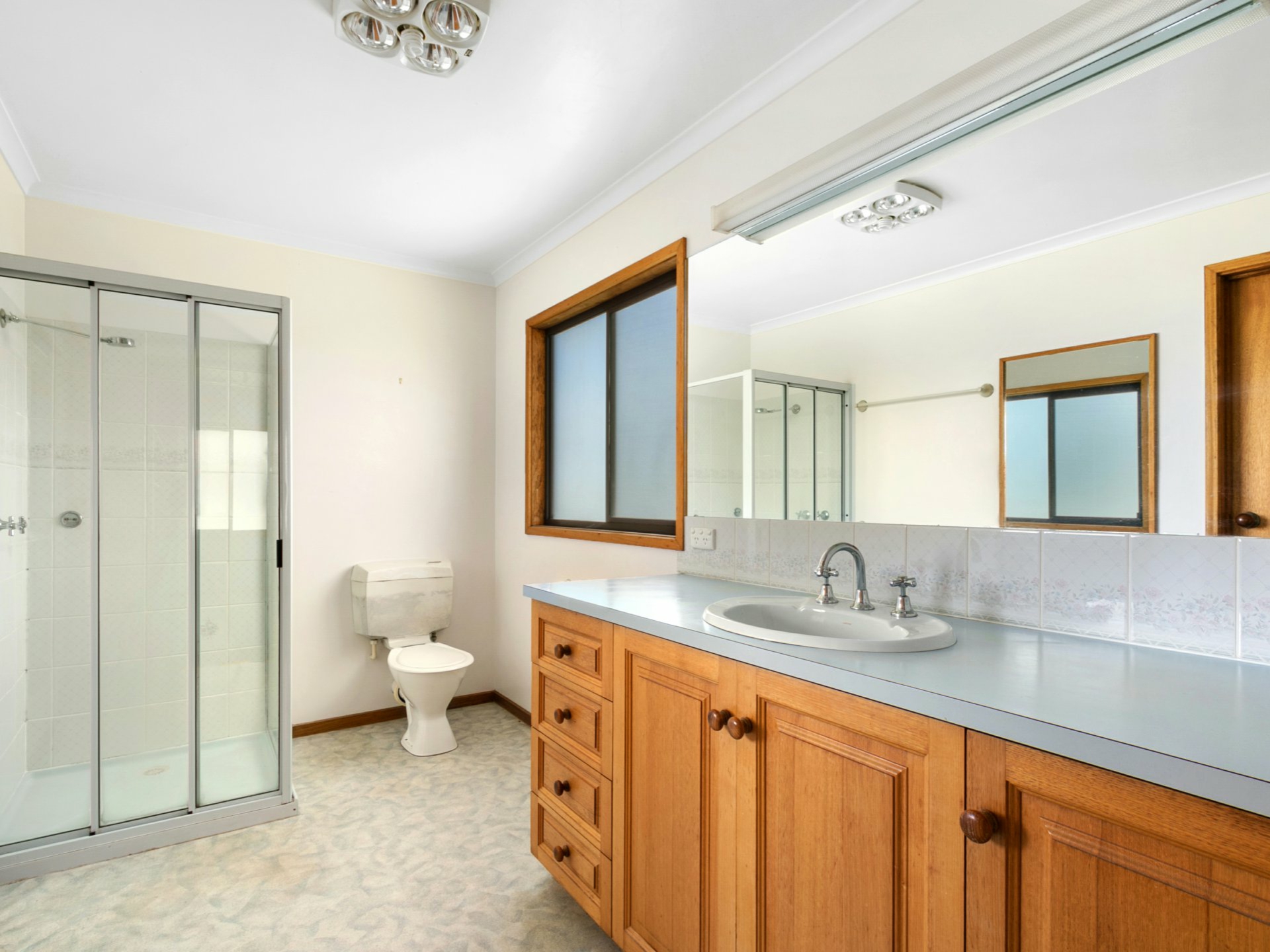 65 Ives Road, LINDENOW SOUTH