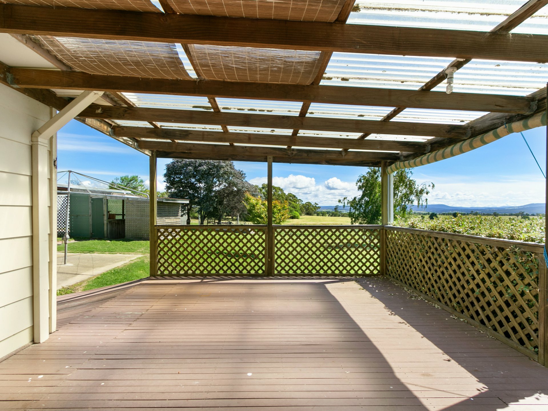 65 Ives Road, LINDENOW SOUTH
