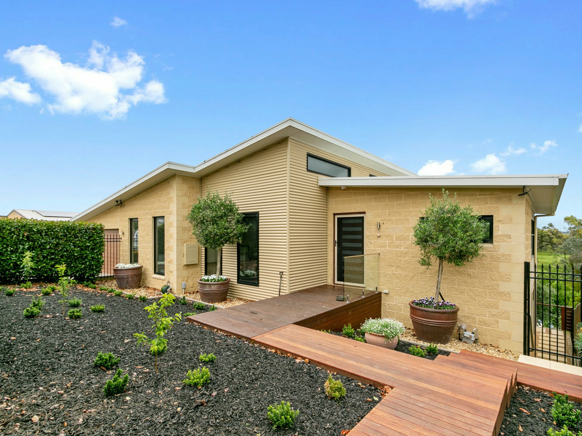 35 Harnham Drive, Bairnsdale