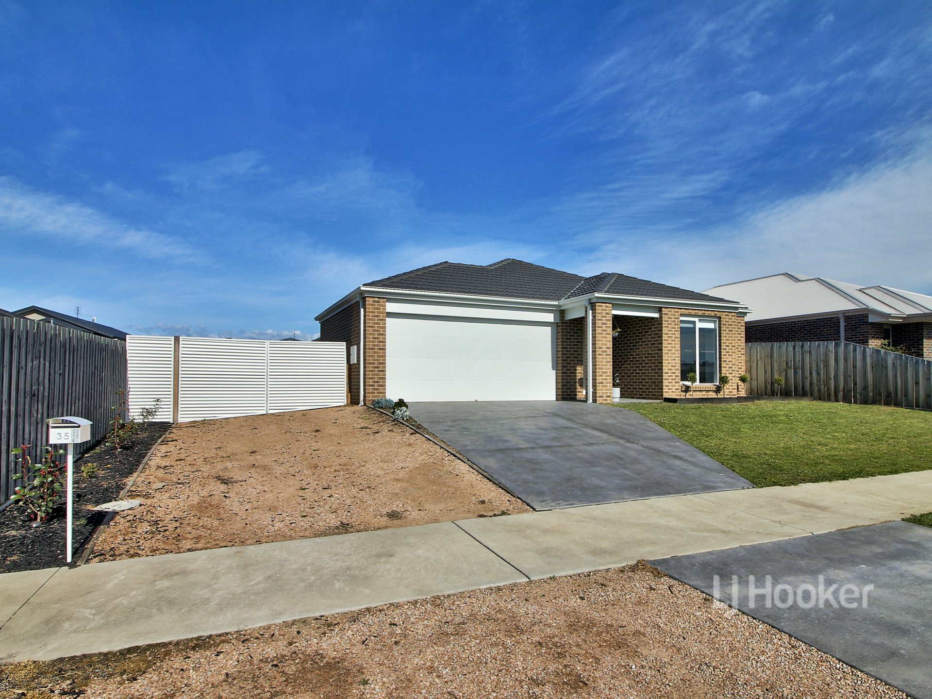35 Len Cook Drive Eastwood VIC