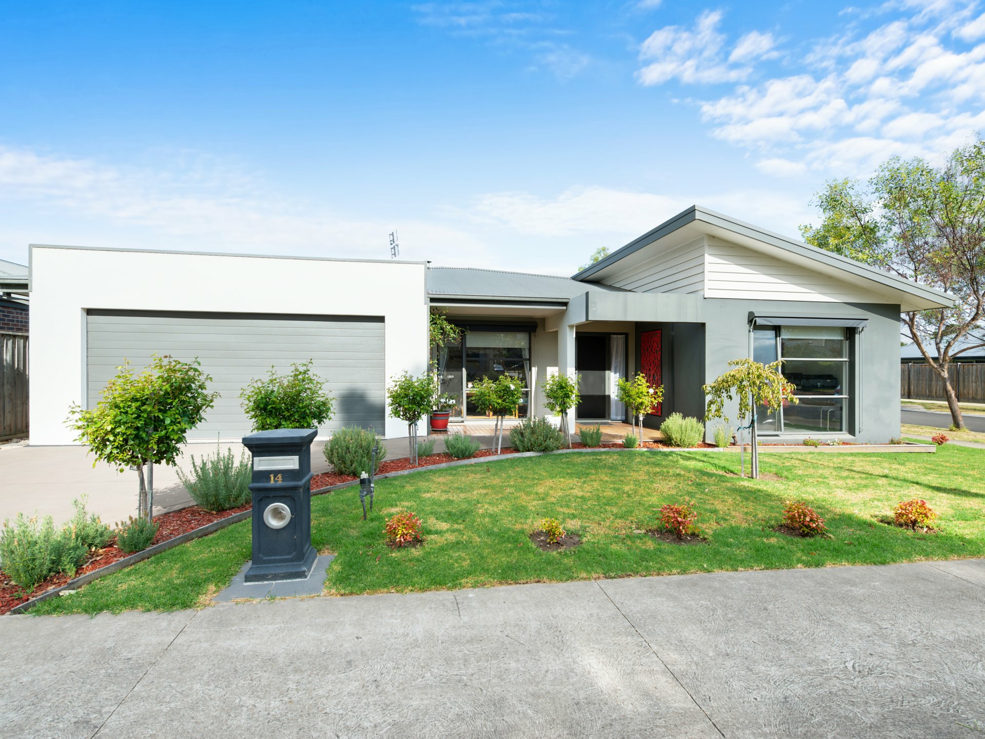 14 Shannon Boulevard Bairnsdale VIC Property Details LJ Hooker