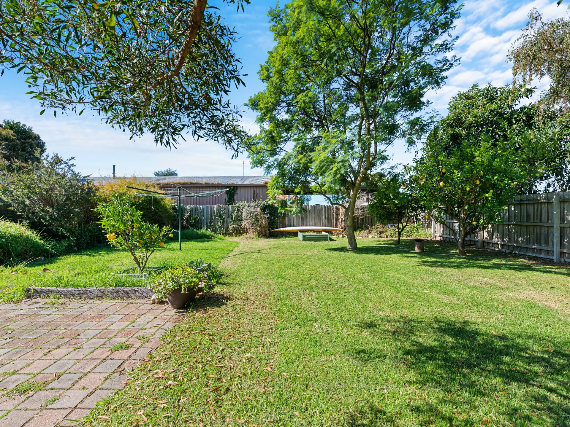 10 Dean Street, BAIRNSDALE