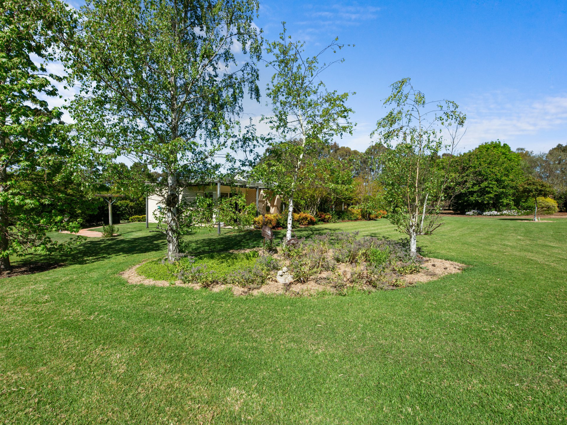 246 Nicholson Sarsfield Road, NICHOLSON