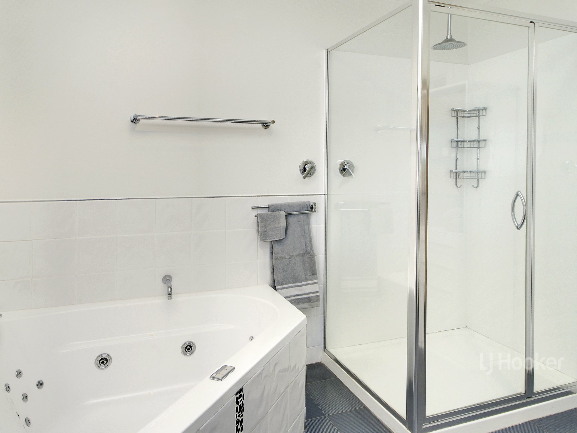 9193 Great Alpine Road Bruthen VIC House for Sale LJ Hooker