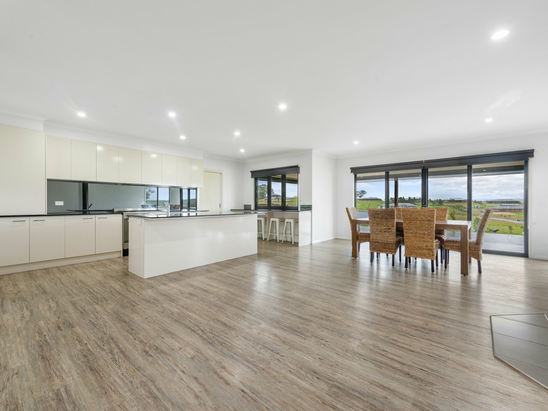 27 Salvatore Drive Wy Yung VIC Property Details LJ Hooker