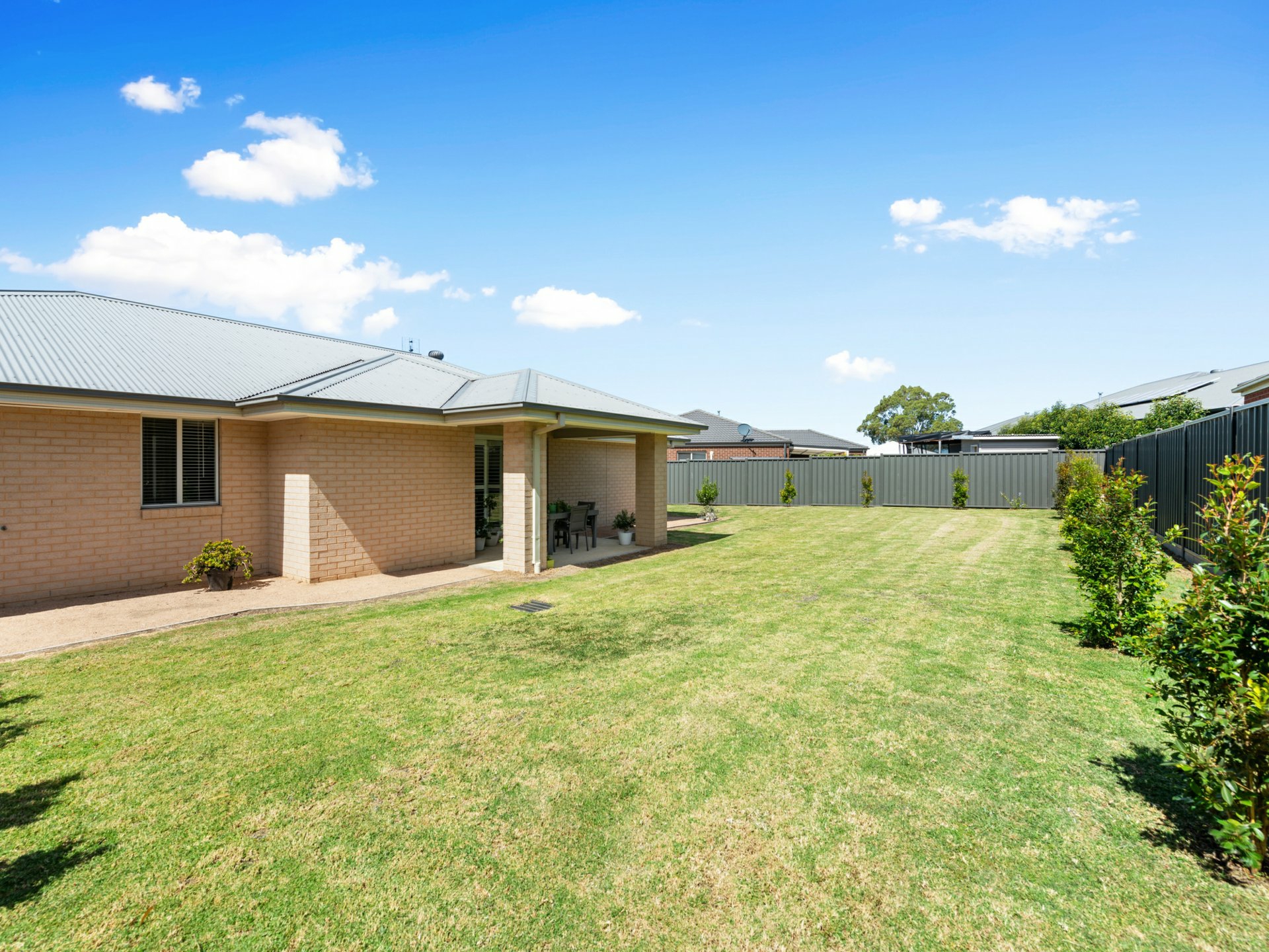 8 Calvert Street Bairnsdale VIC House for Sale LJ Hooker