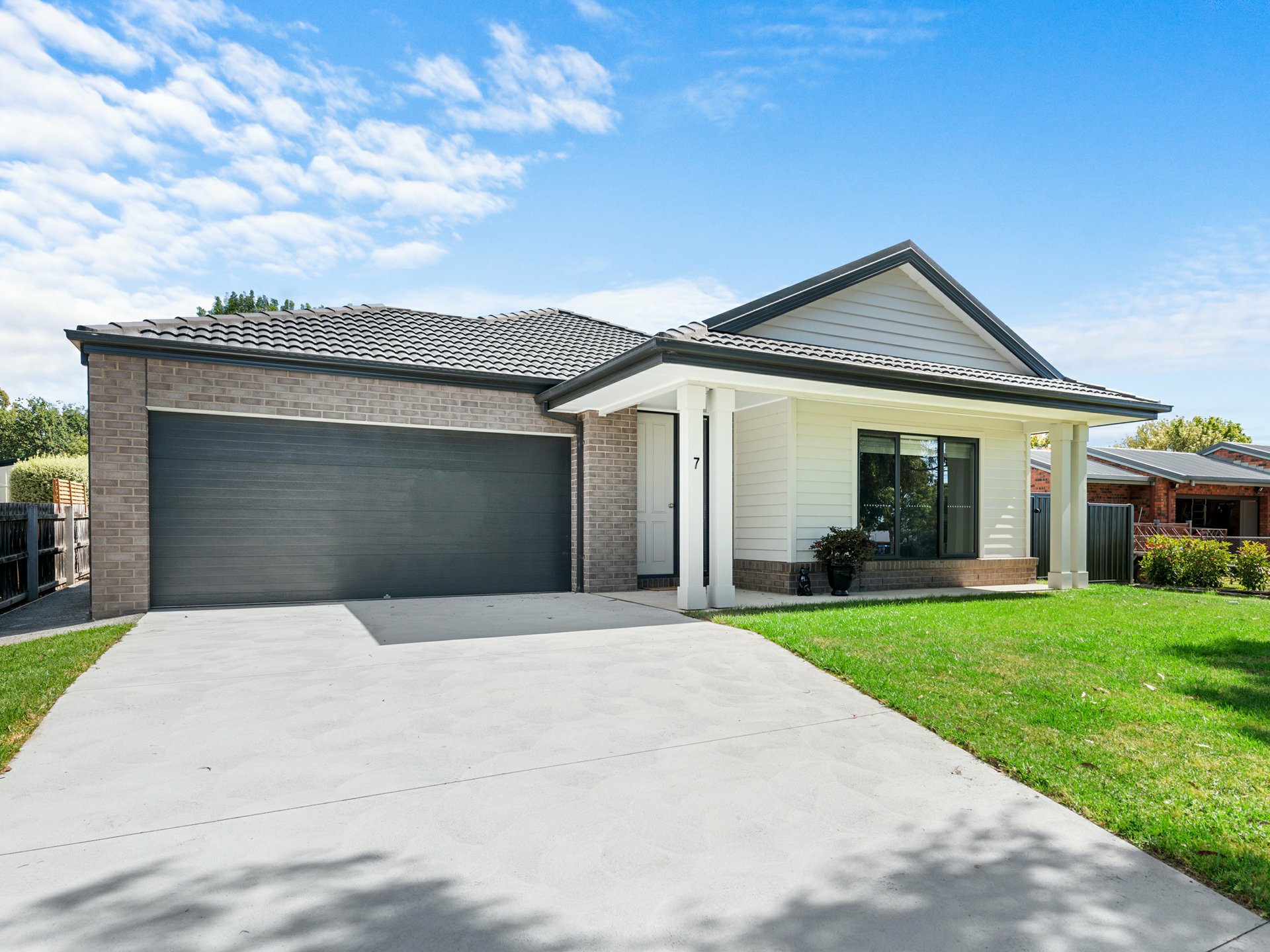 7 Wy Yung Heights Wy Yung VIC House for Sale LJ Hooker