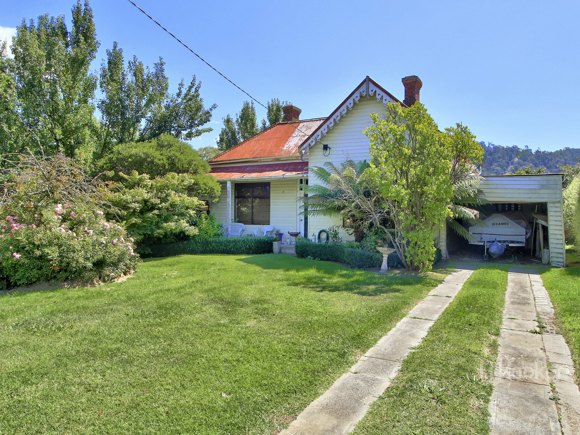 110 Day Avenue Omeo VIC House for Sale LJ Hooker