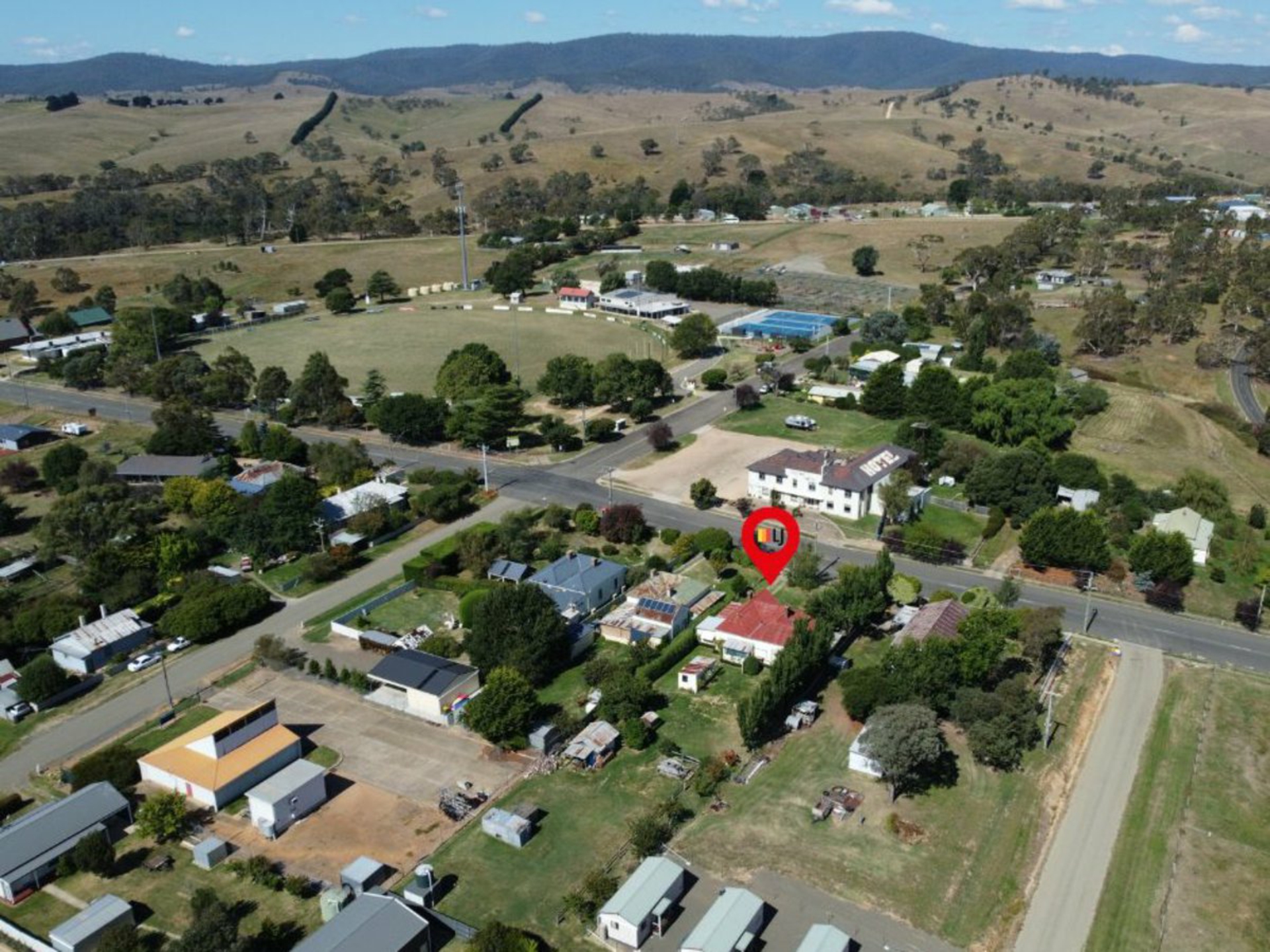 110 Day Avenue Omeo VIC House for Sale LJ Hooker