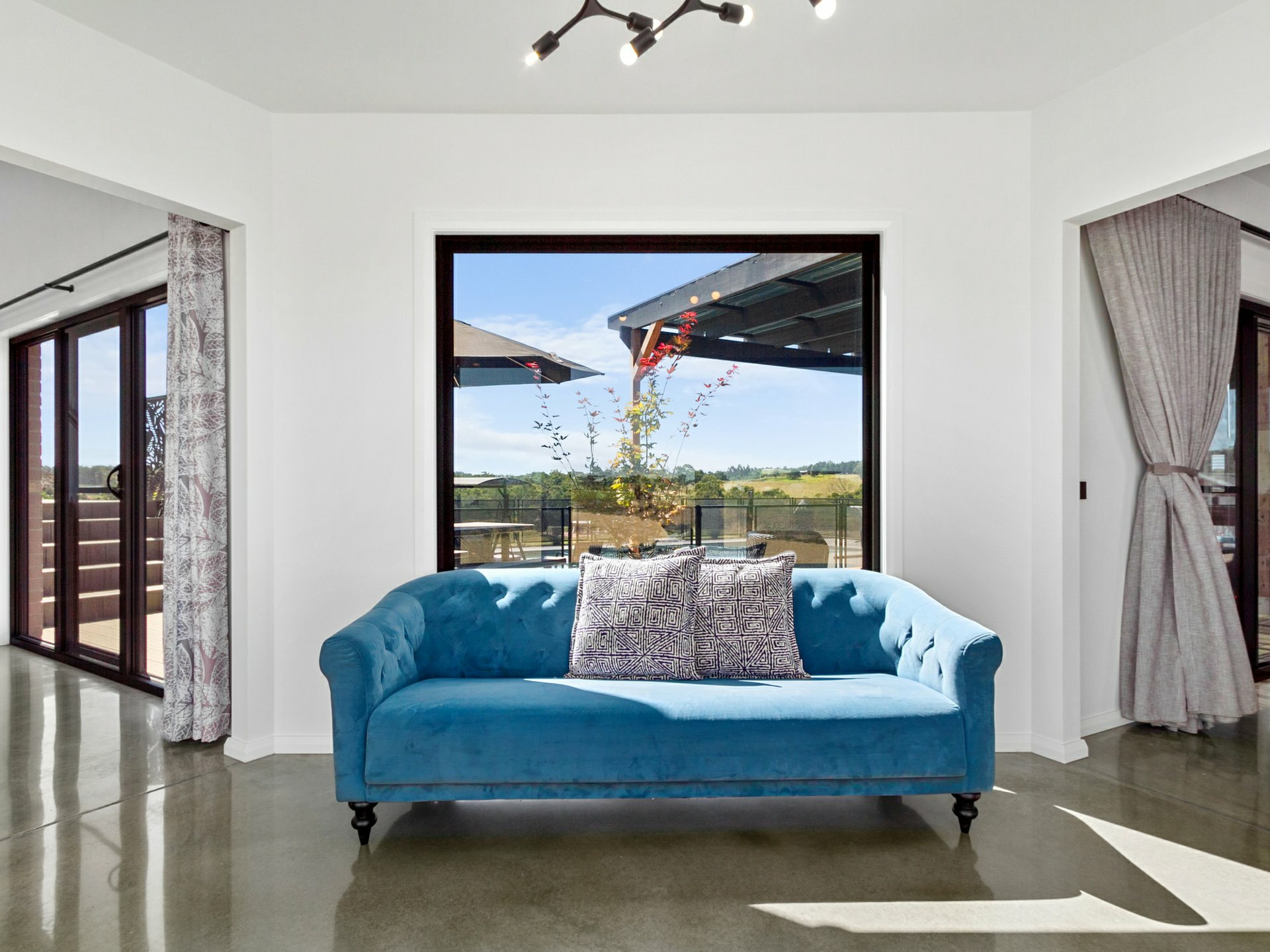 91 Kingsley Drive, WY YUNG