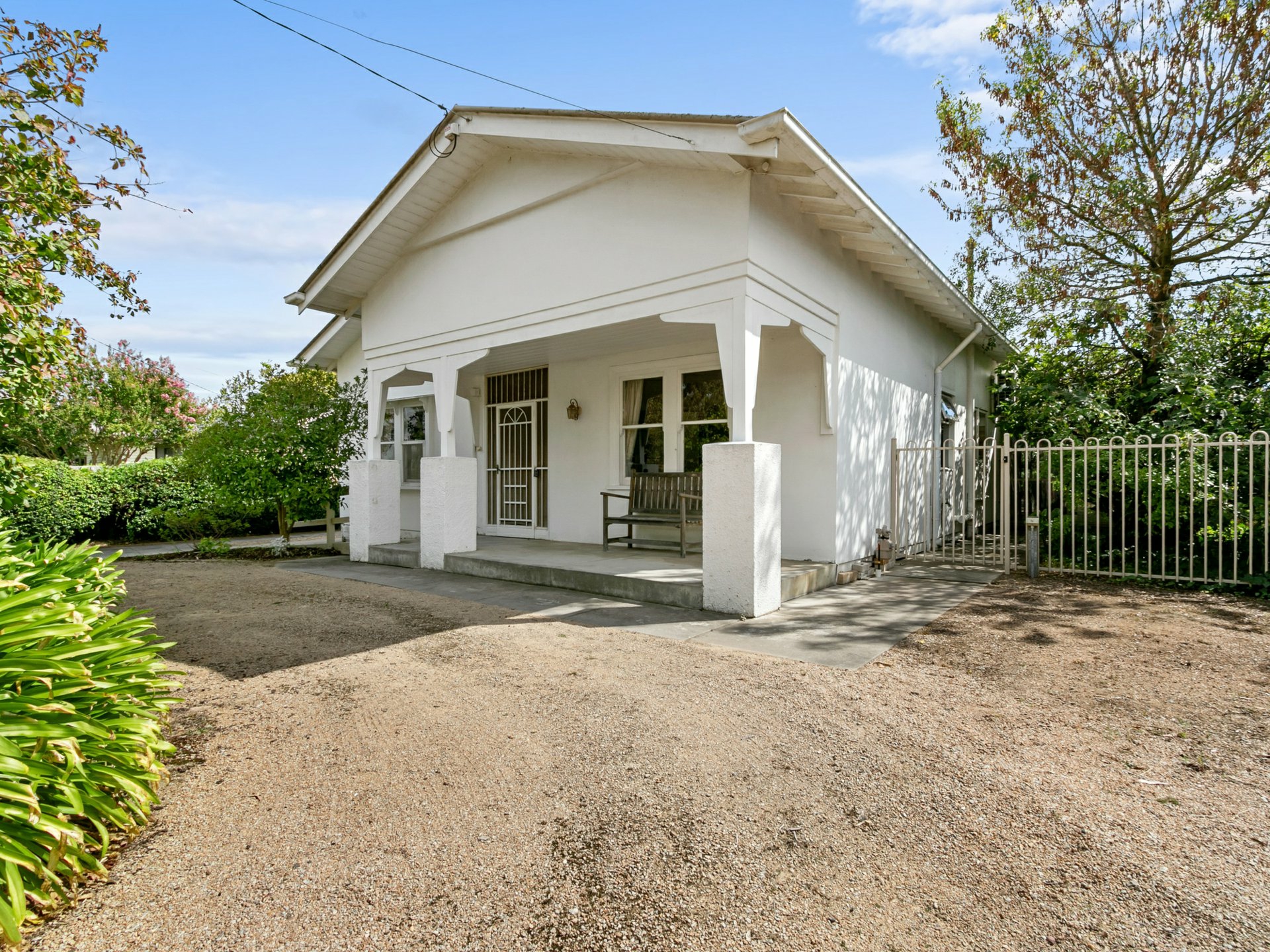 18 Pearson Street Bairnsdale VIC House for Sale LJ Hooker