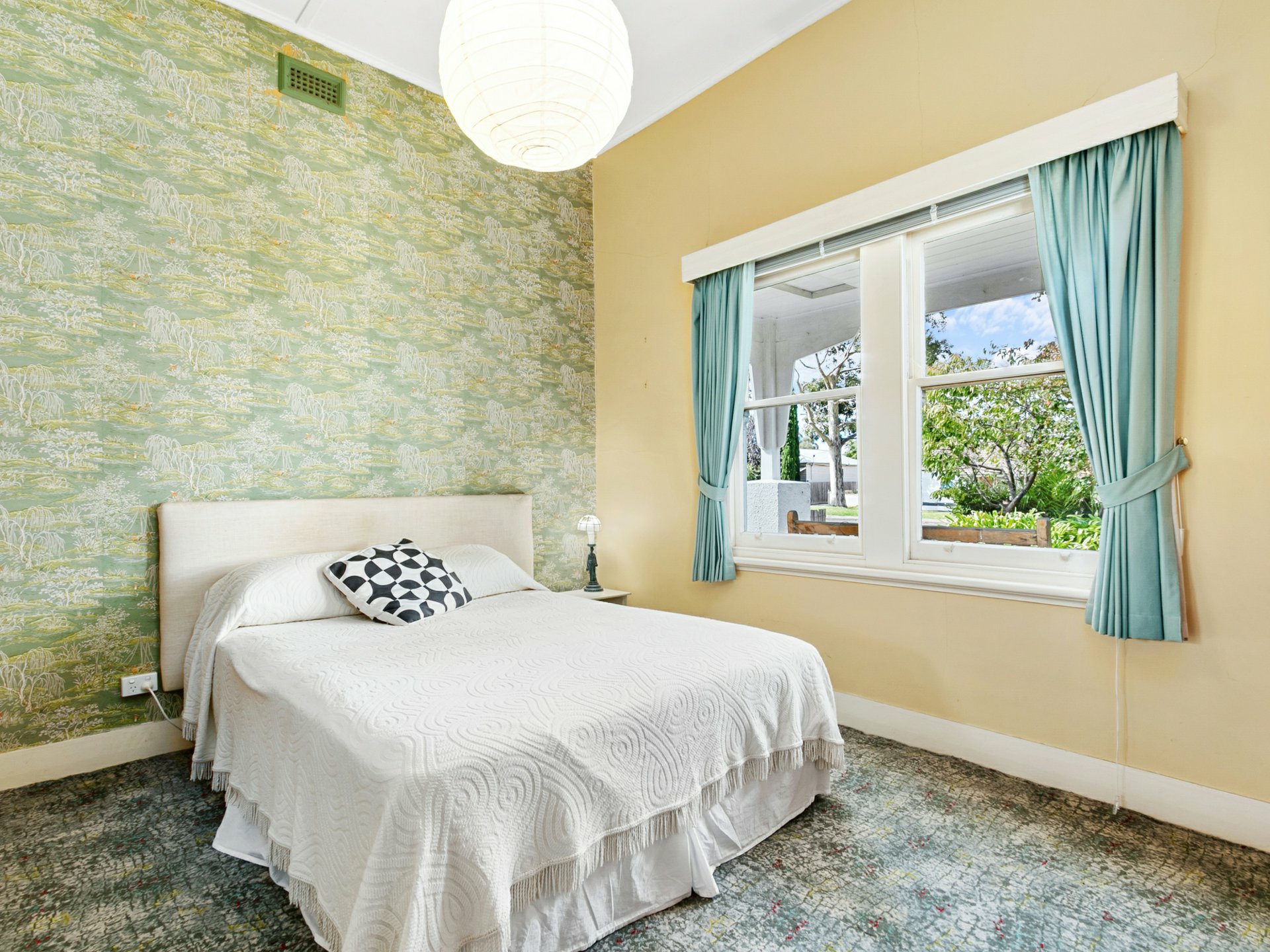 18 Pearson Street Bairnsdale VIC House for Sale LJ Hooker