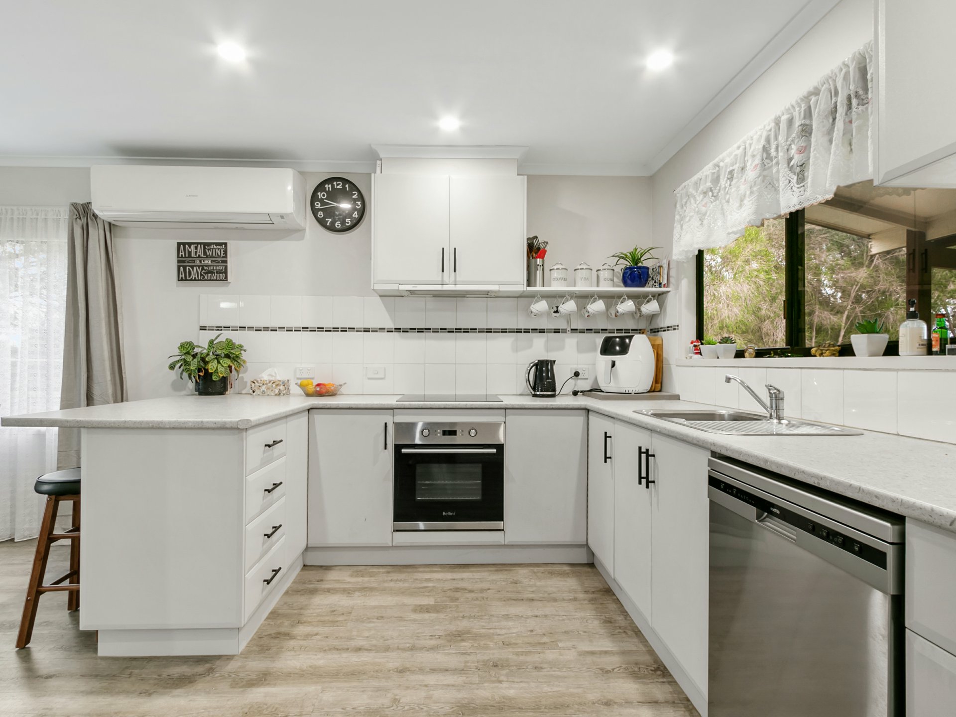 21 Main Road, LINDENOW