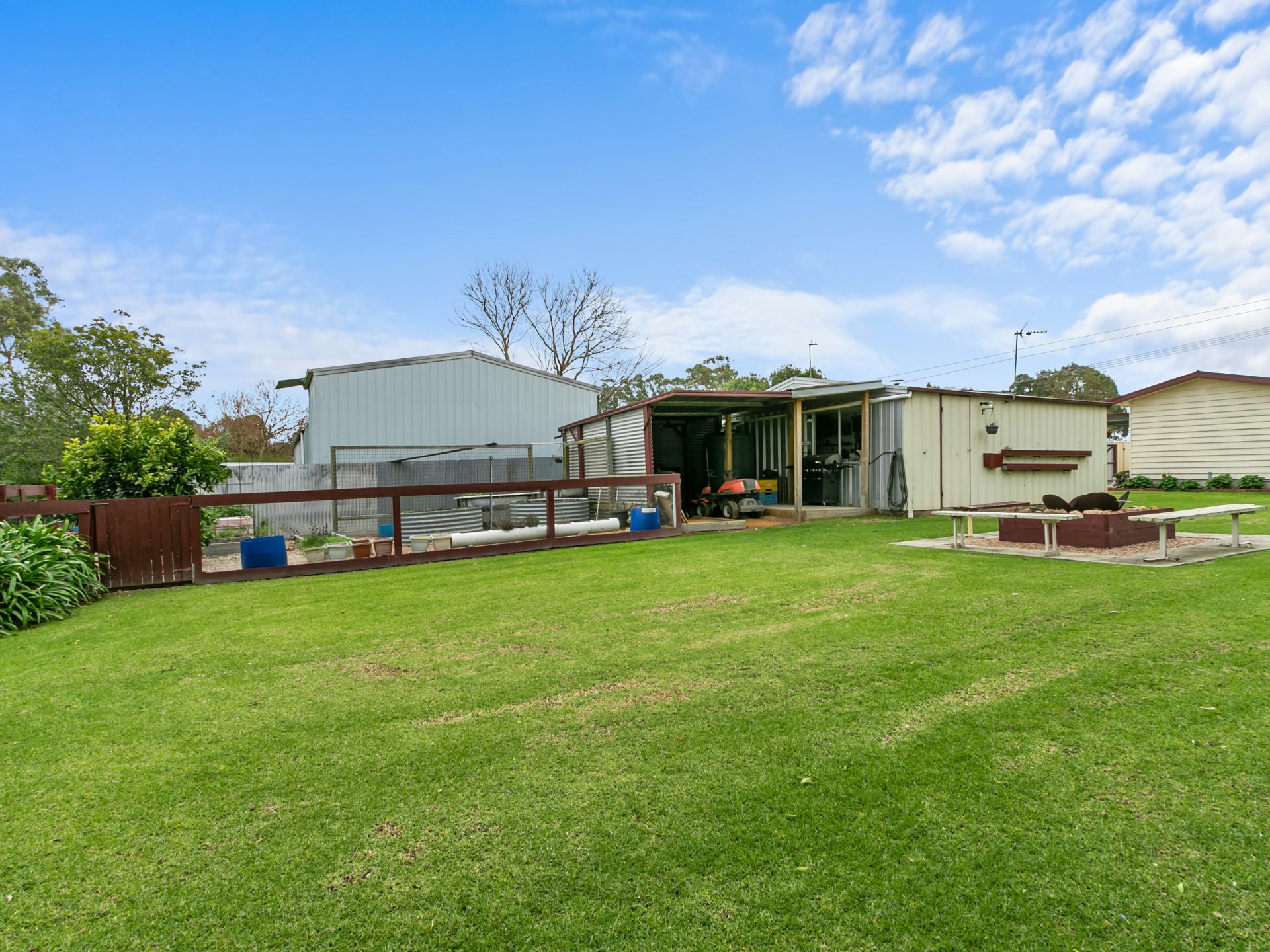 21 Main Road, LINDENOW