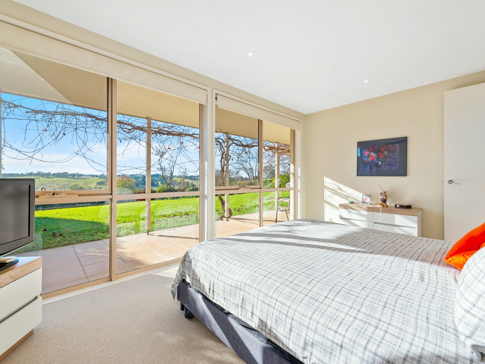 236 Bullumwaal Road, WY YUNG