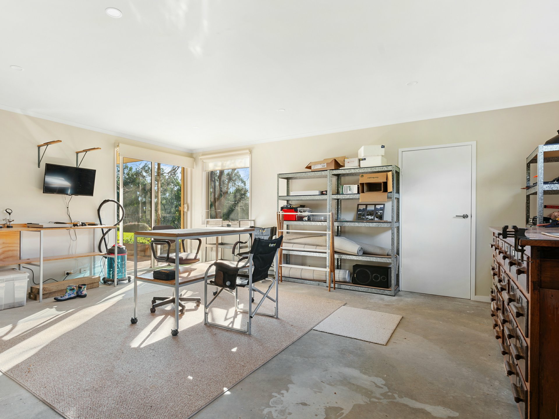 236 Bullumwaal Road, WY YUNG