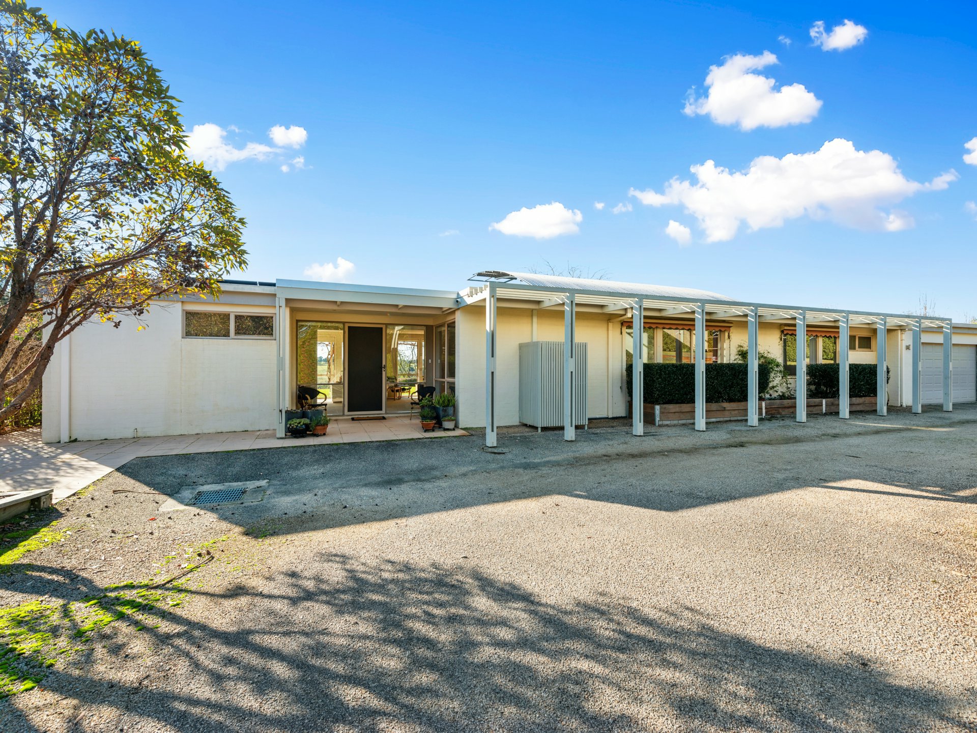 236 Bullumwaal Road, WY YUNG