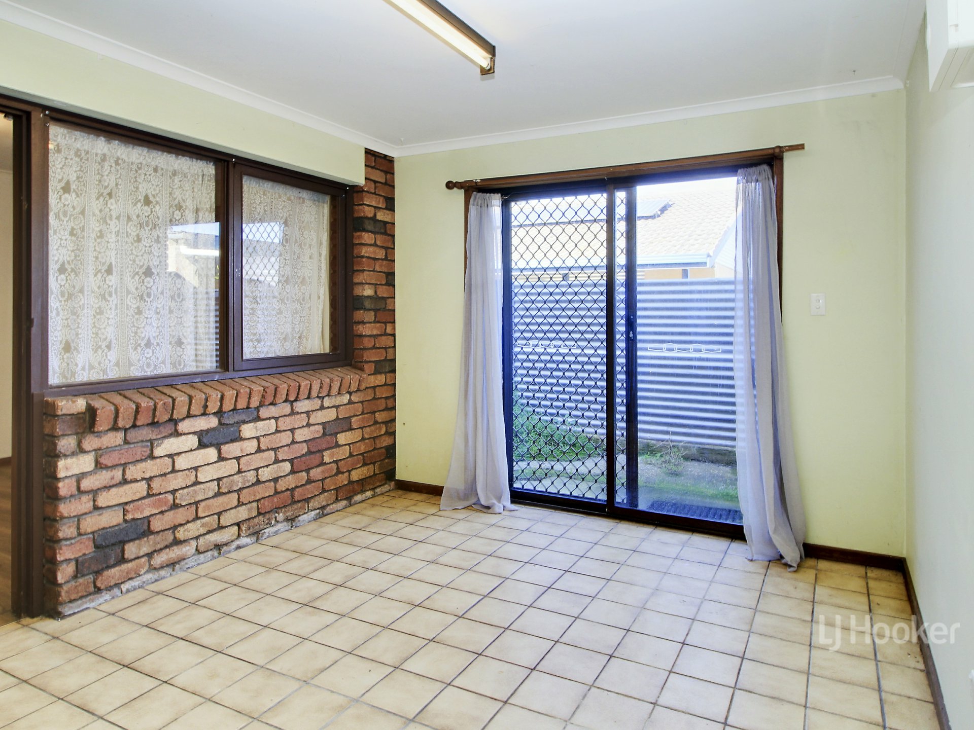 19 Nicholson Sarsfield Road, NICHOLSON