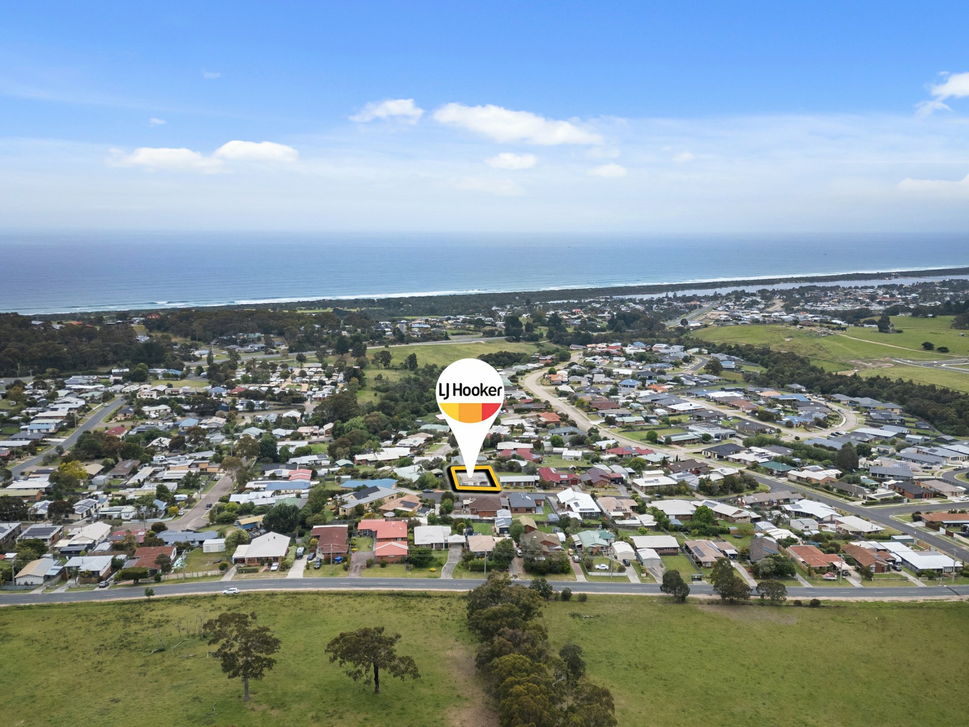 12 Ewing Court, LAKES ENTRANCE