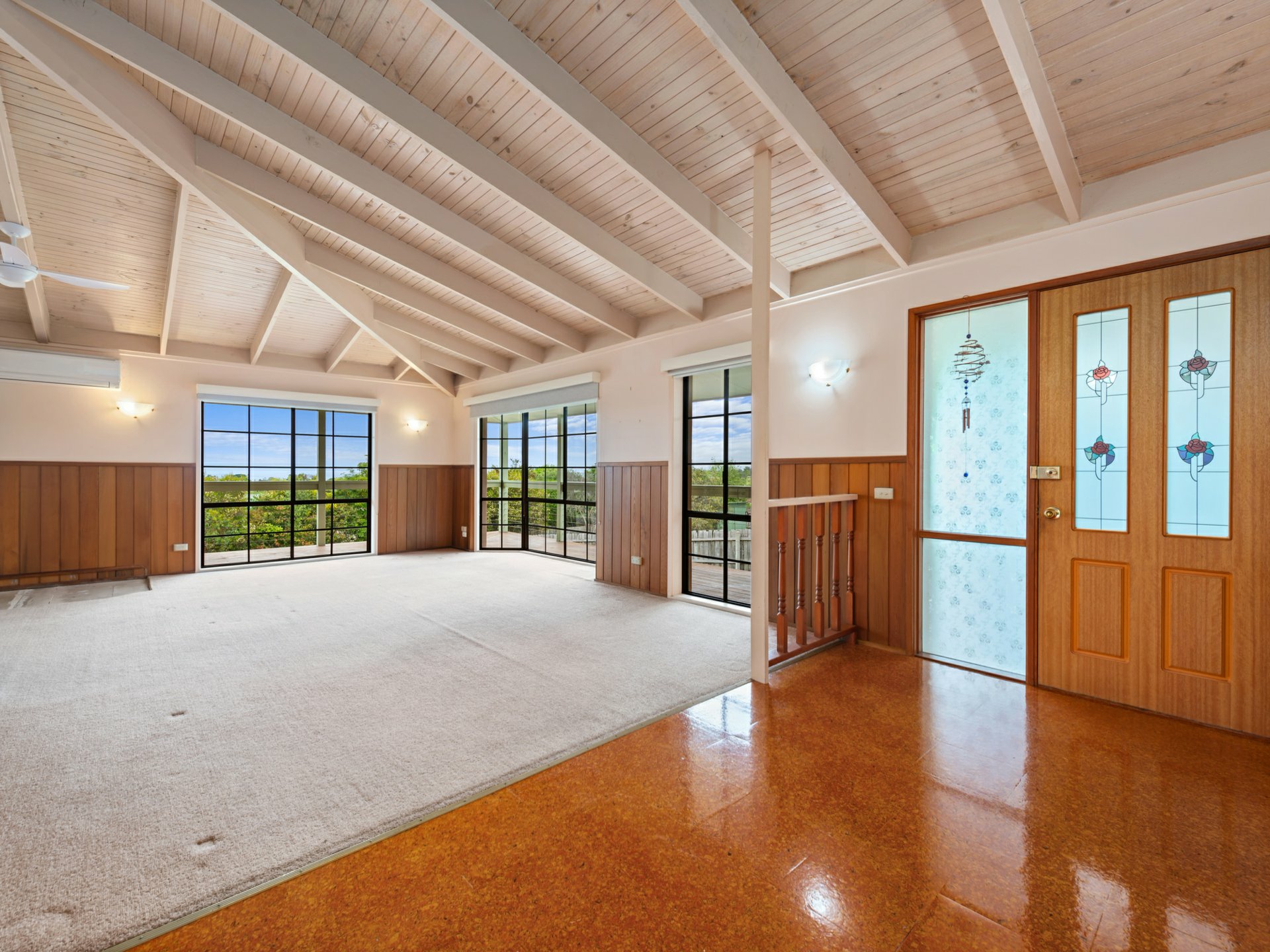 12 Ewing Court, LAKES ENTRANCE