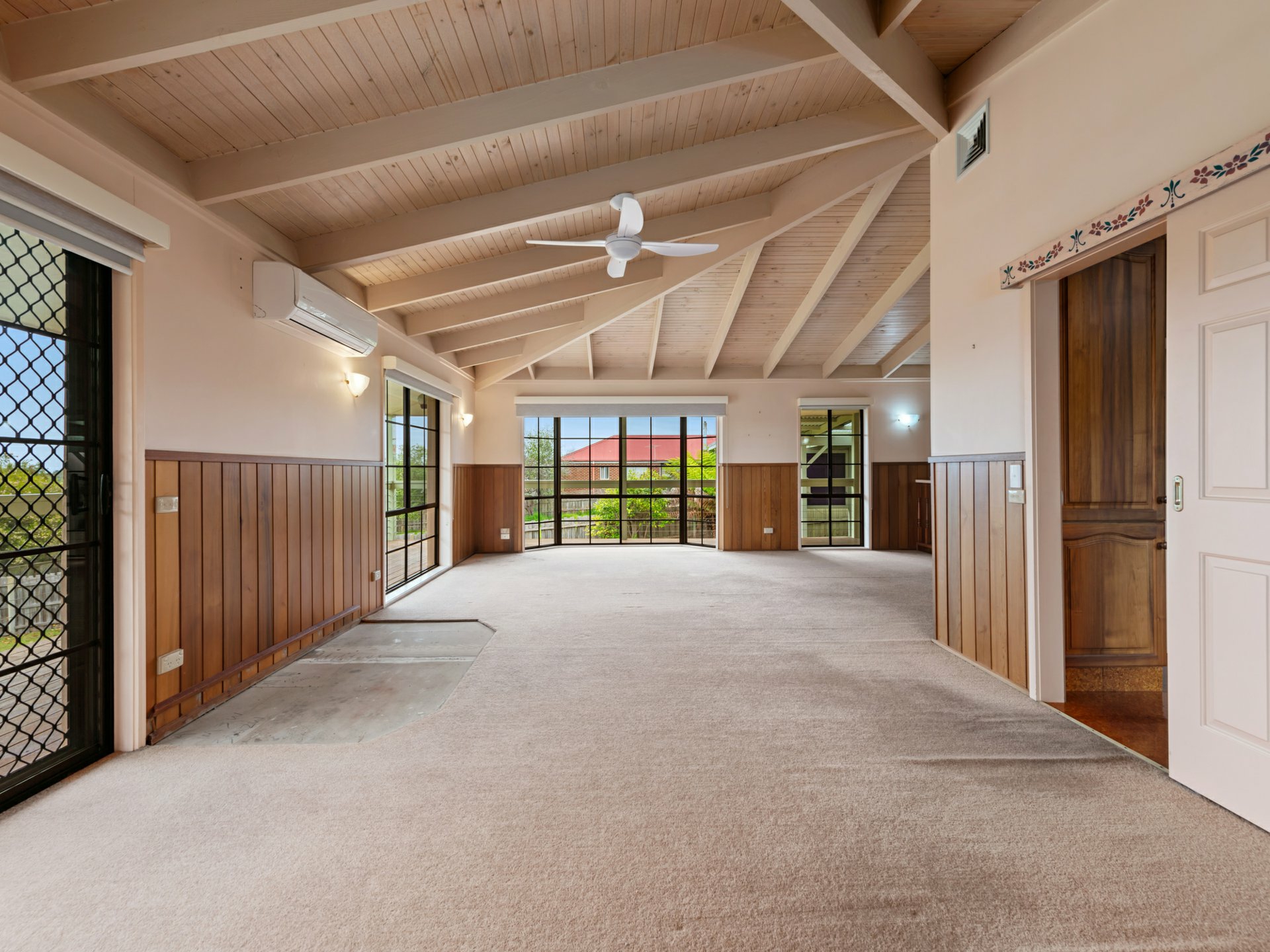 12 Ewing Court, LAKES ENTRANCE