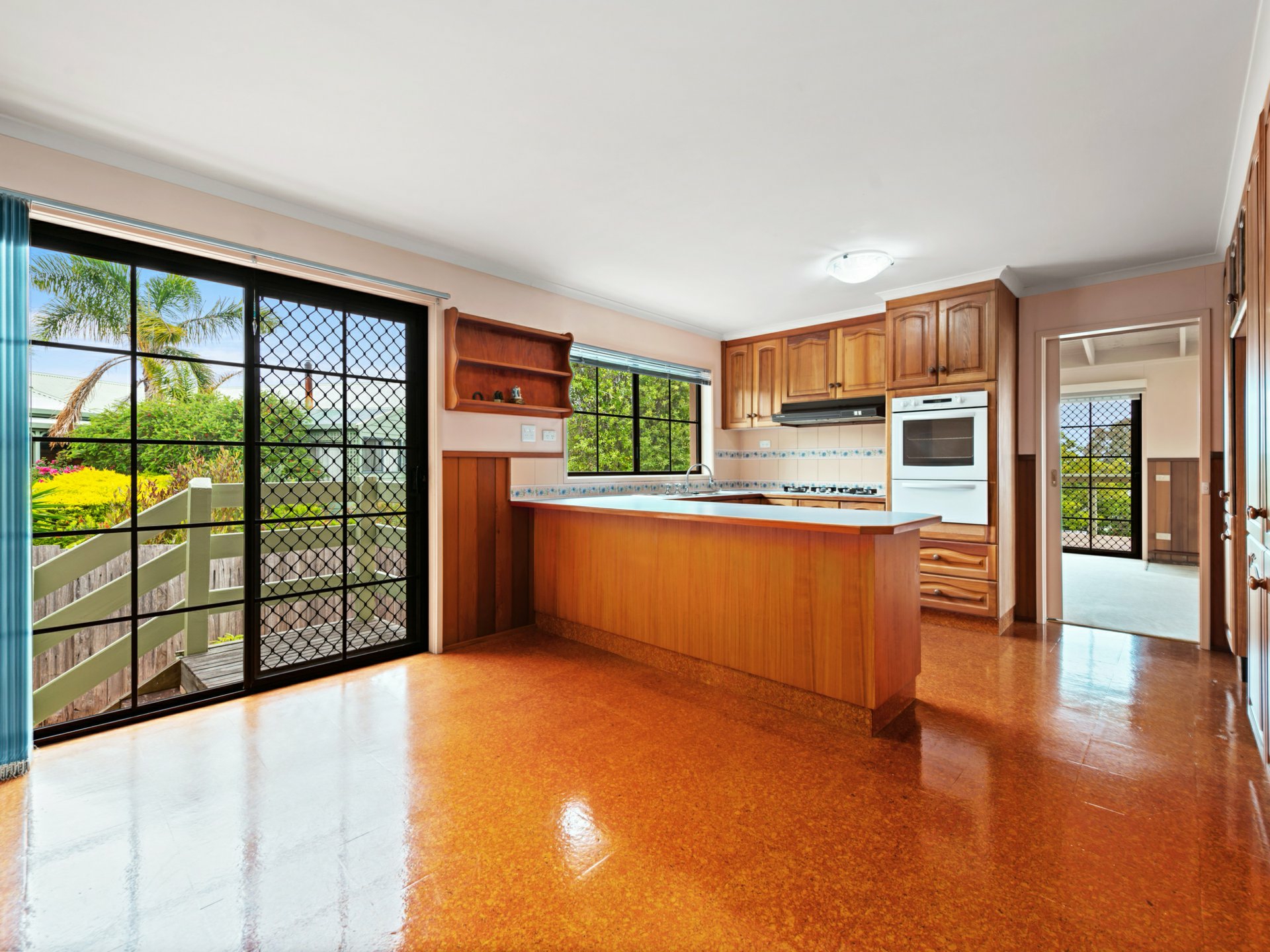 12 Ewing Court, LAKES ENTRANCE