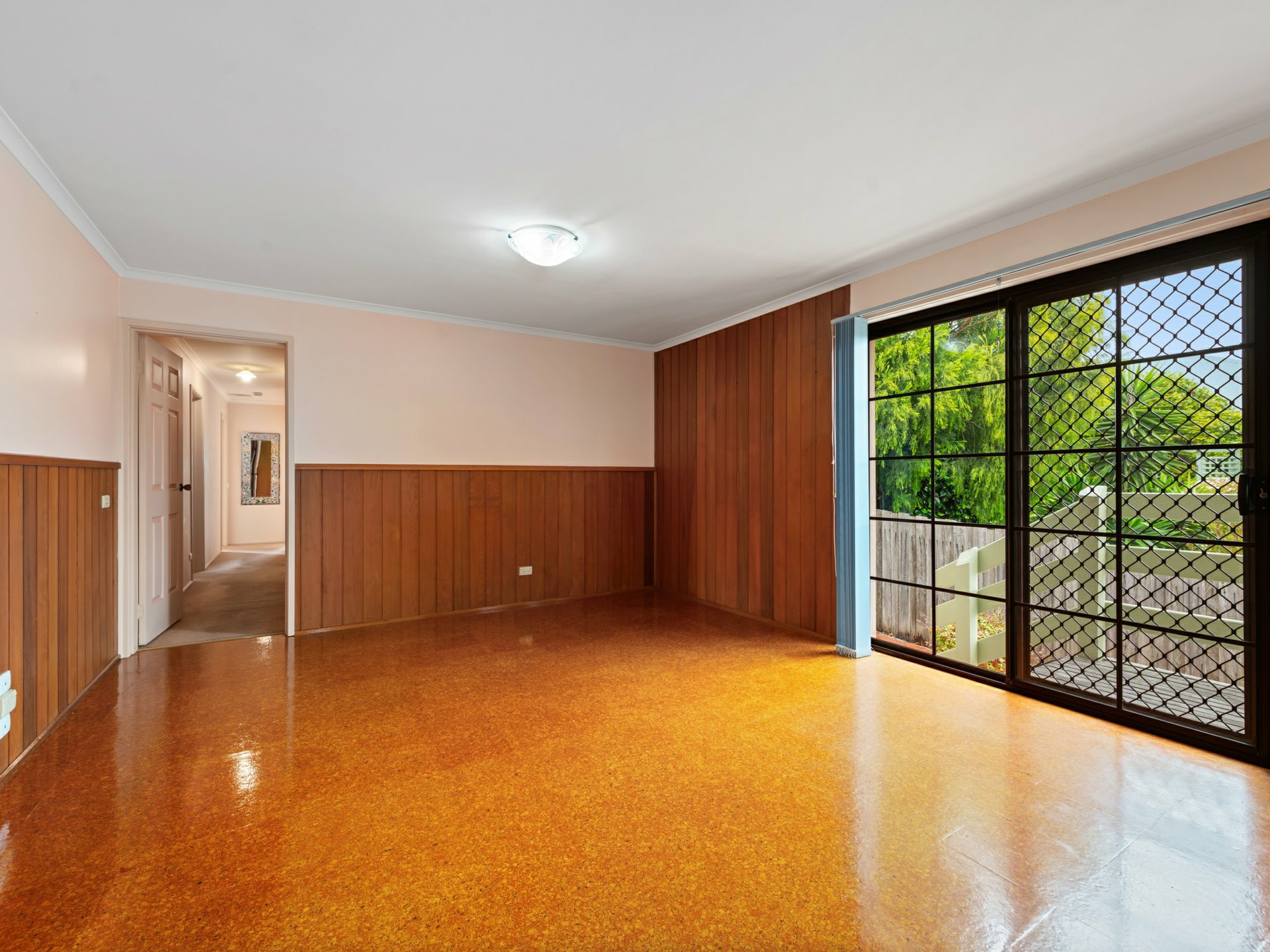 12 Ewing Court, LAKES ENTRANCE
