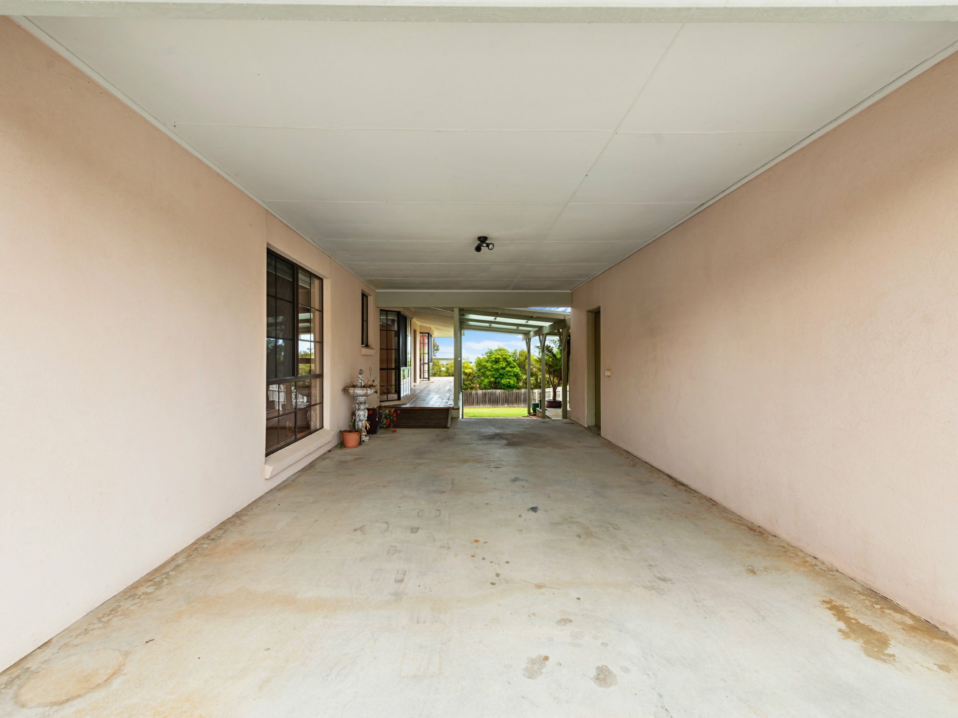 12 Ewing Court, LAKES ENTRANCE