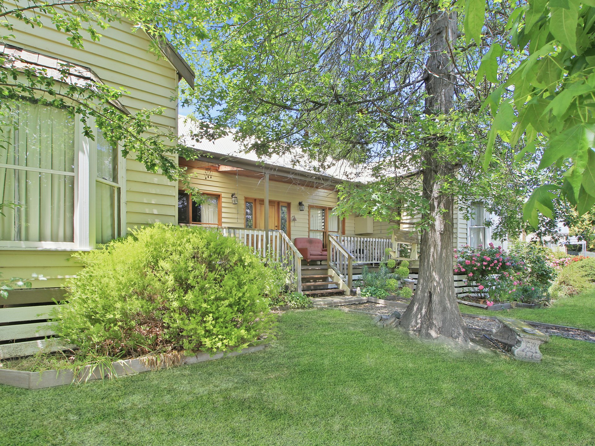 143 Day Avenue, OMEO