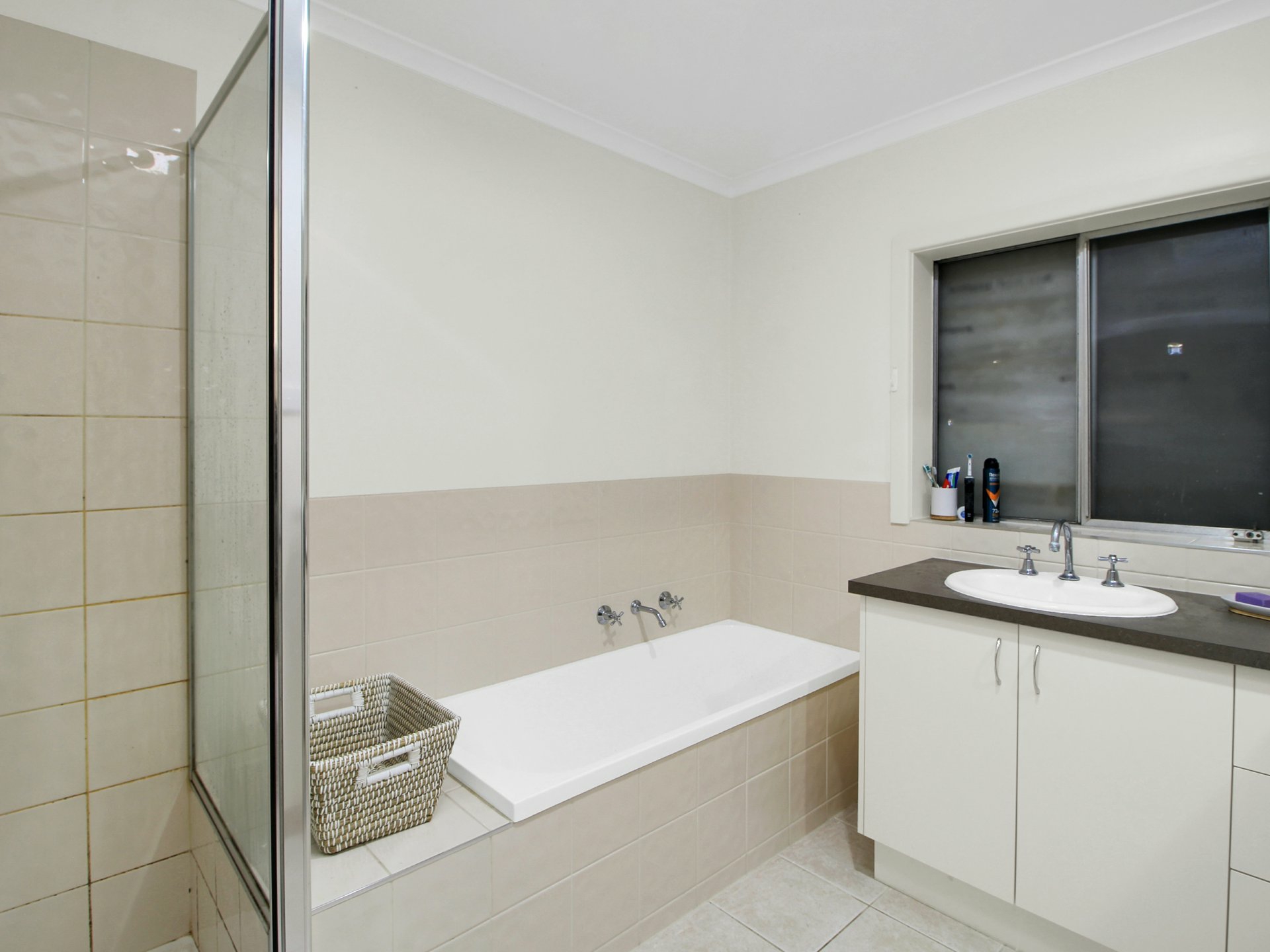 13 Swan Street — photo 7 of 8
