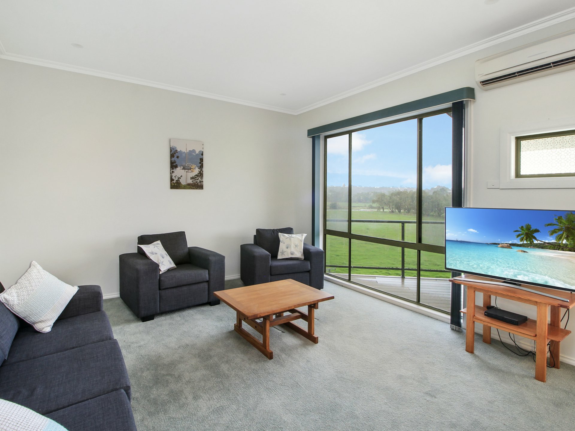 12 Bent Street, BAIRNSDALE