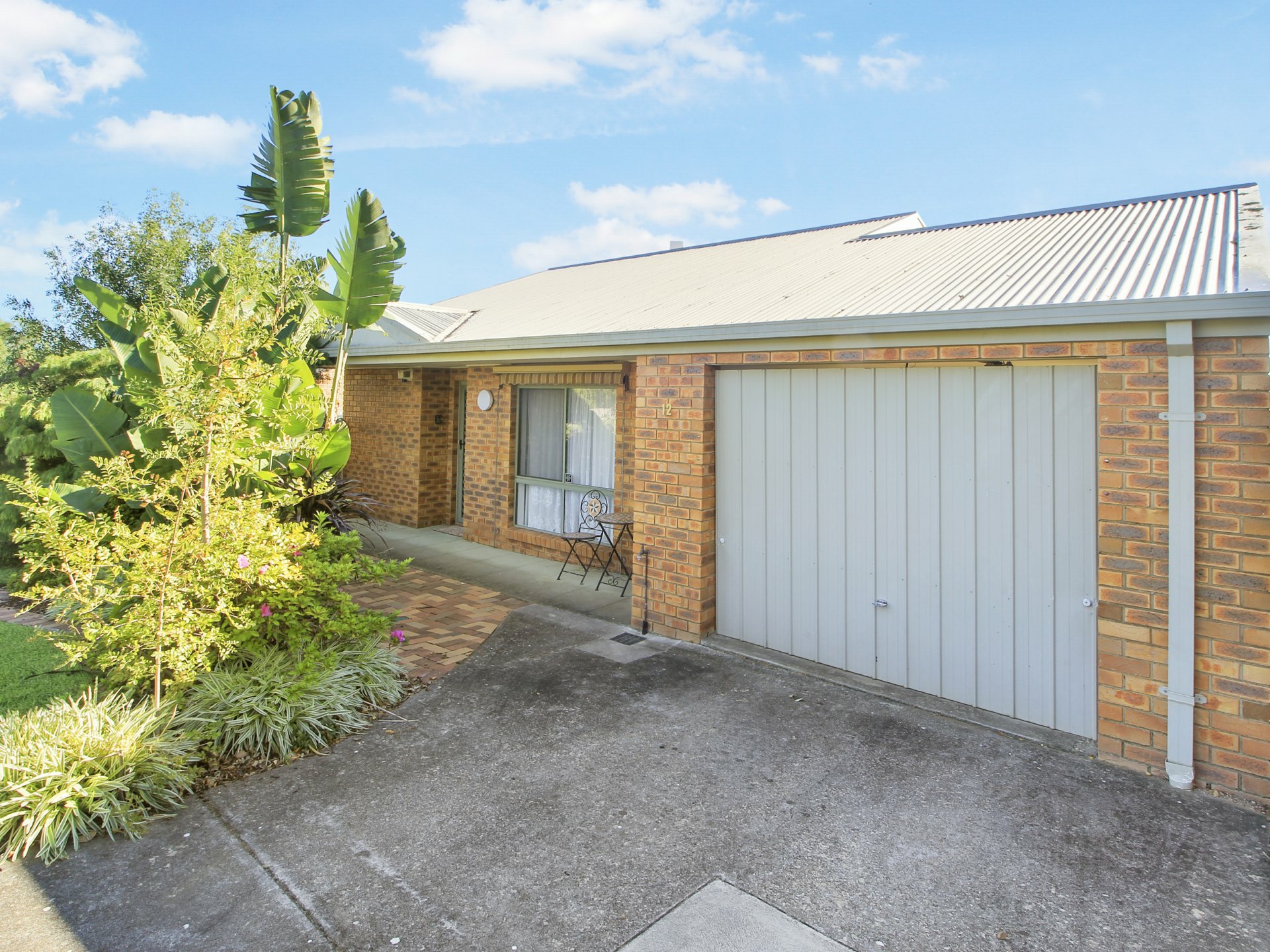 12 Bent Street, BAIRNSDALE
