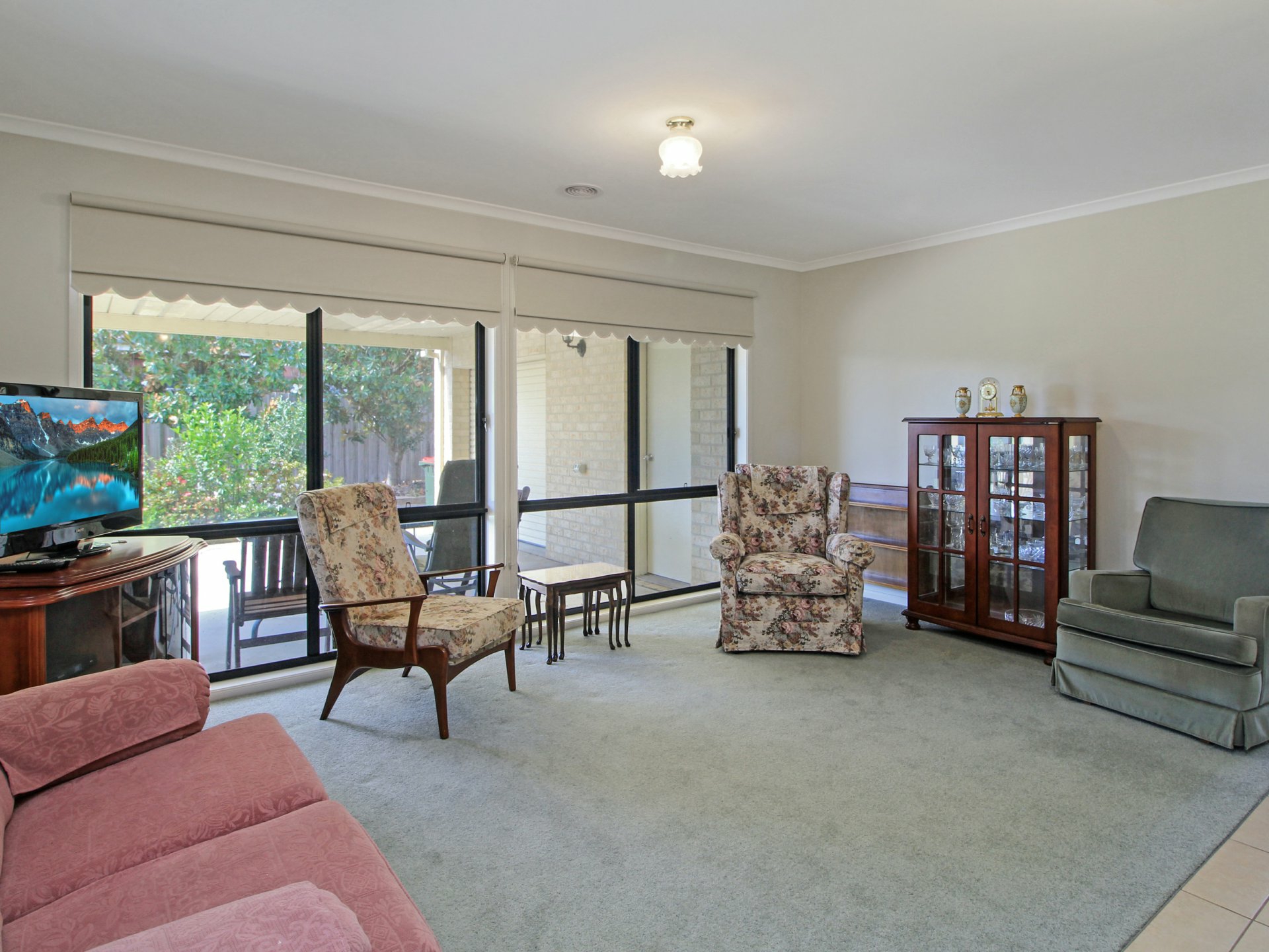 9 The Backwater, EASTWOOD