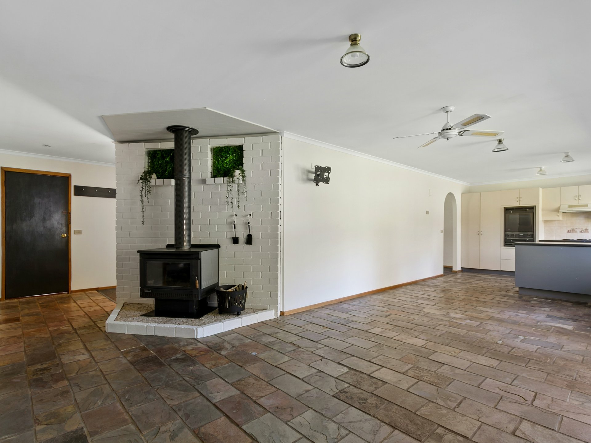 128 & 128A Waddells Road, NICHOLSON