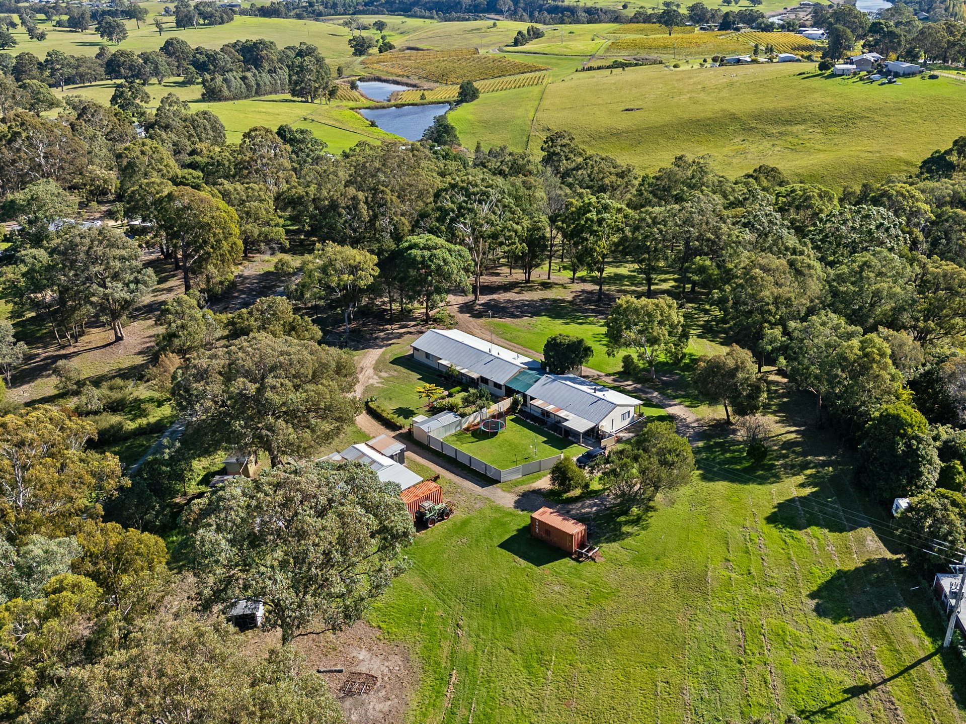 128 & 128A Waddells Road, NICHOLSON